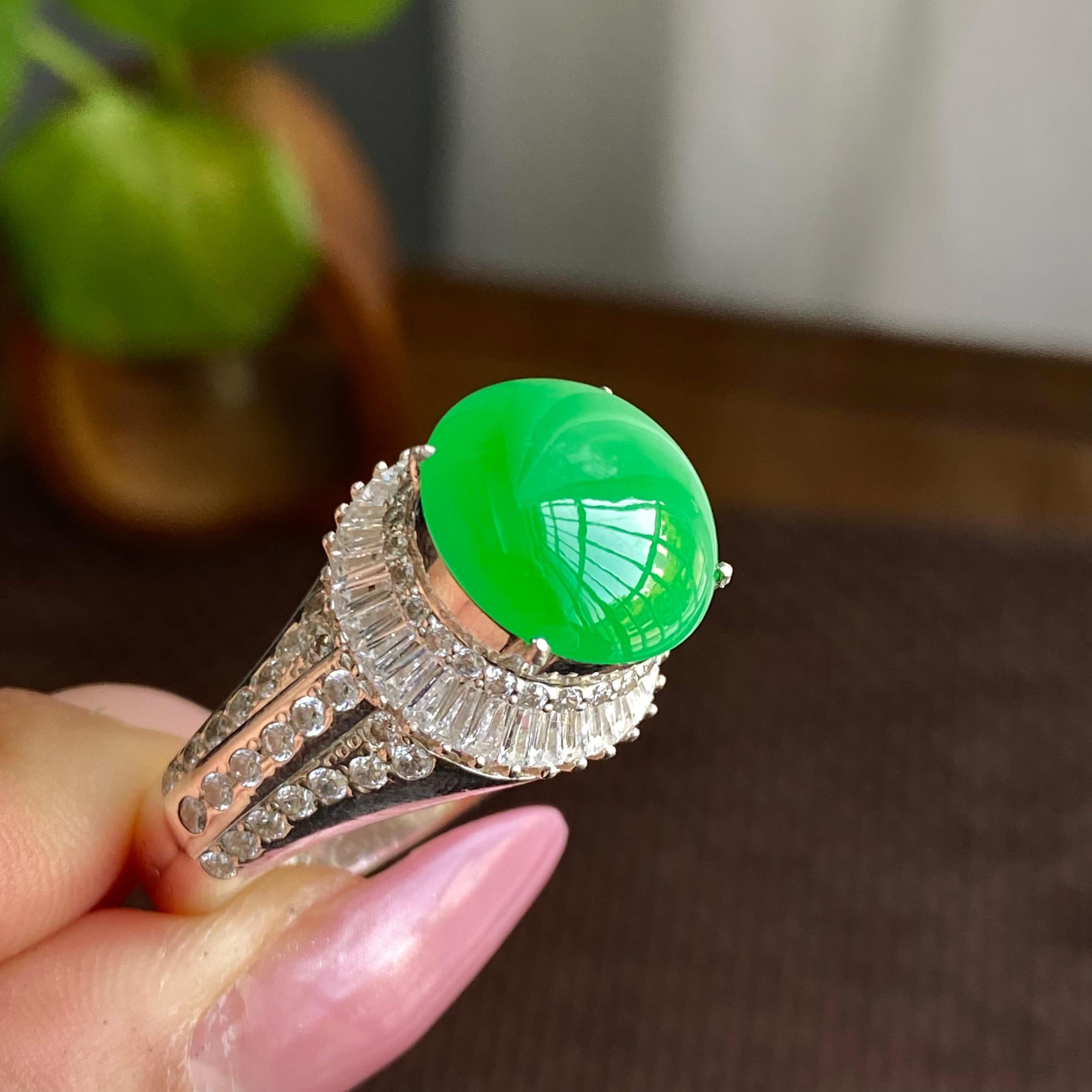 糯冰种满绿裸石蛋面（yc282940）