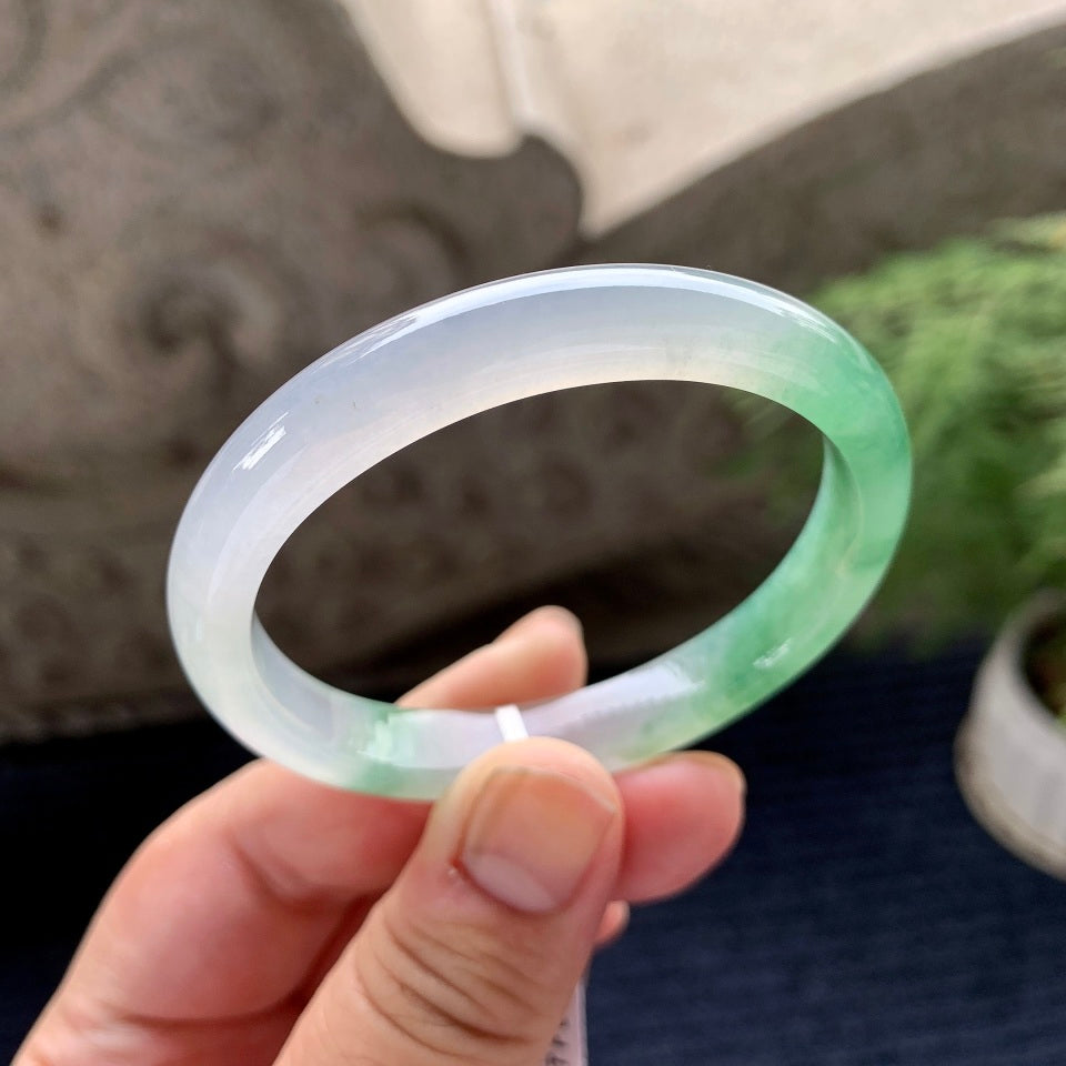 糯冰种飘花贵妃手镯（52.8mm）（yc090939）