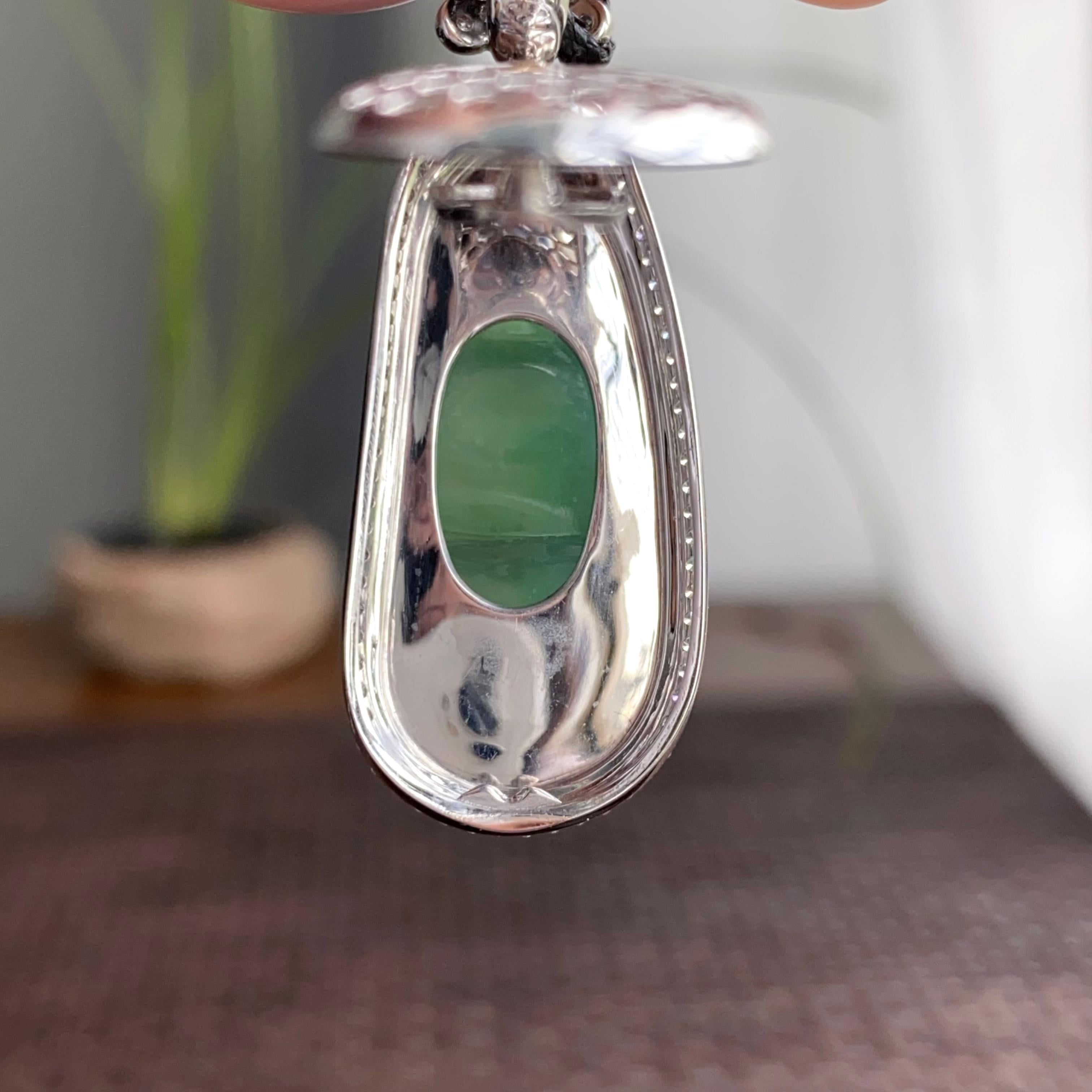 18k金钻镶冰种湖水绿福豆吊坠（yc250179）