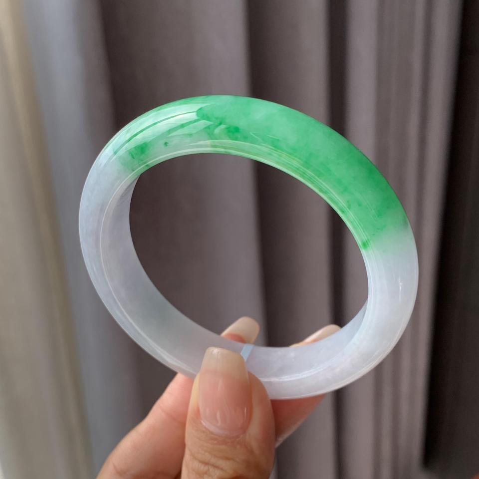 糯冰种阳绿翡翠平安镯（56.5mm）（TF07043305）
