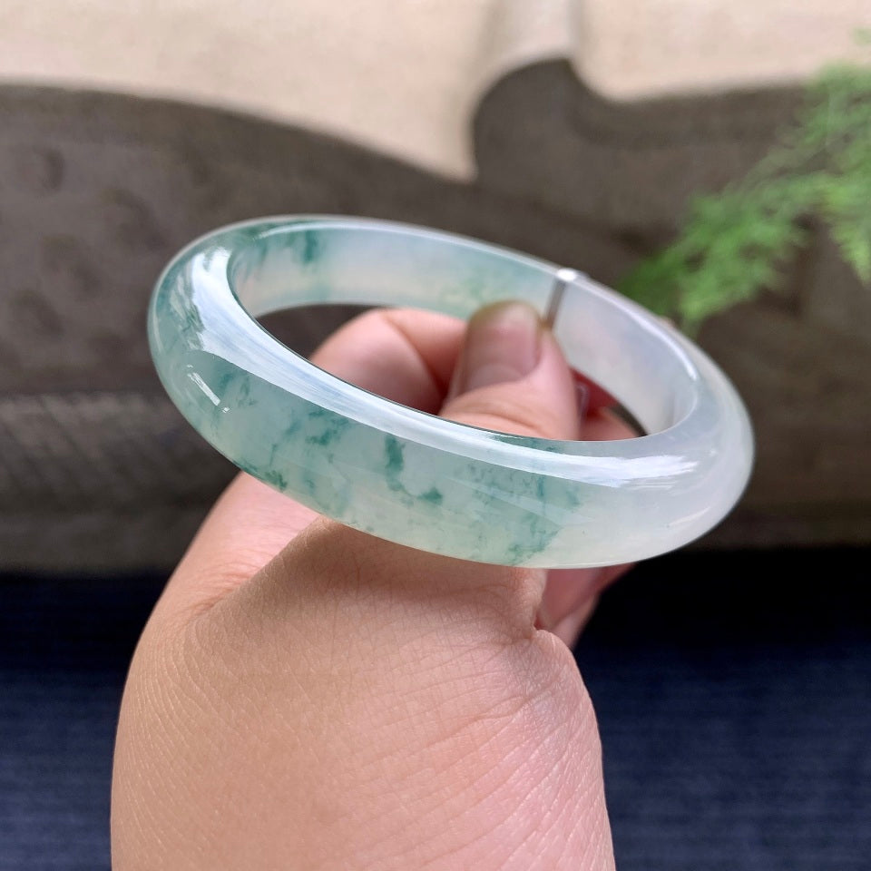 糯冰种飘蓝花平安镯（52mm）（yc169978）