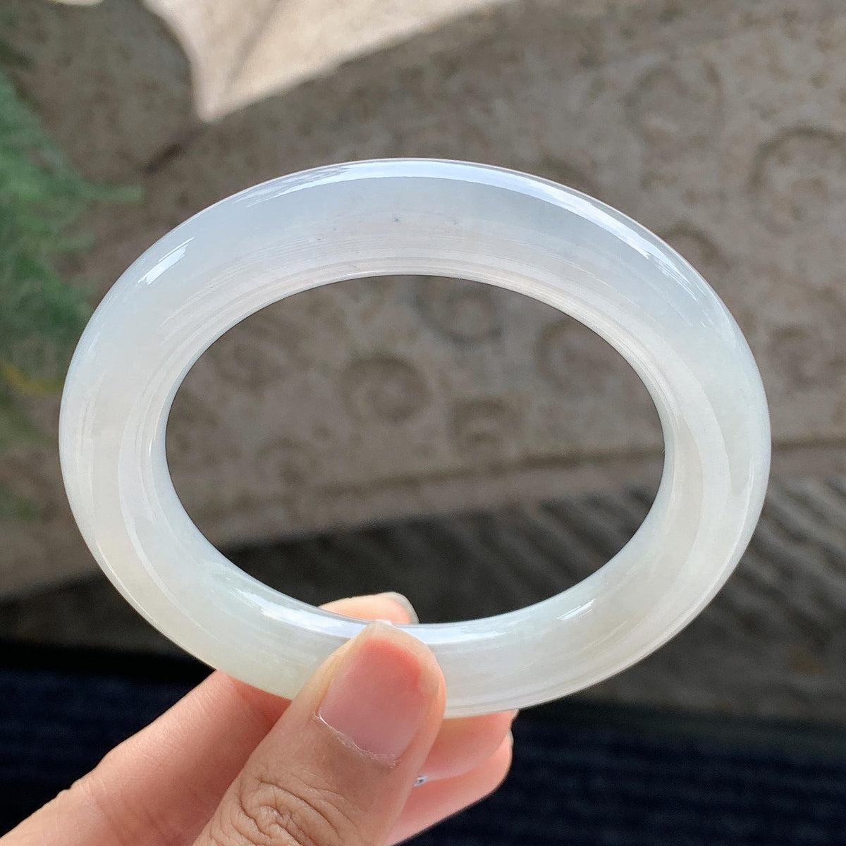 糯冰种 带色圆条手镯 56.5圈 天然缅甸A货翡翠（yc699572）