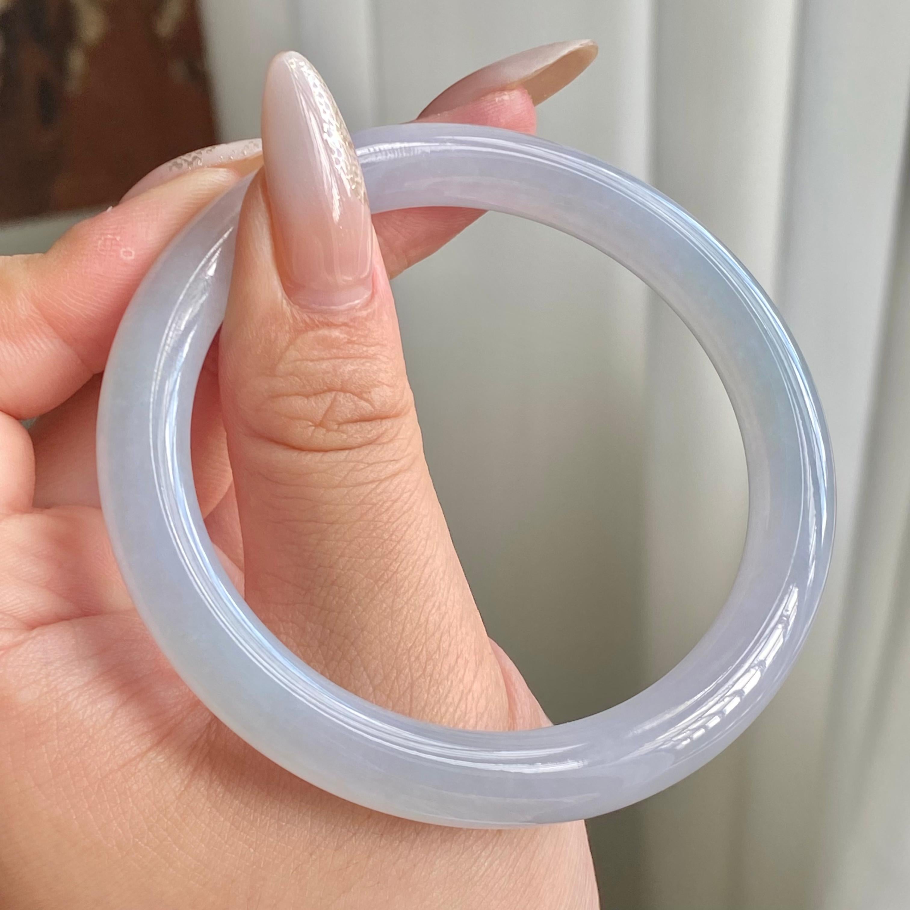 糯冰种春彩圆条手镯（56圈）（yc215999）