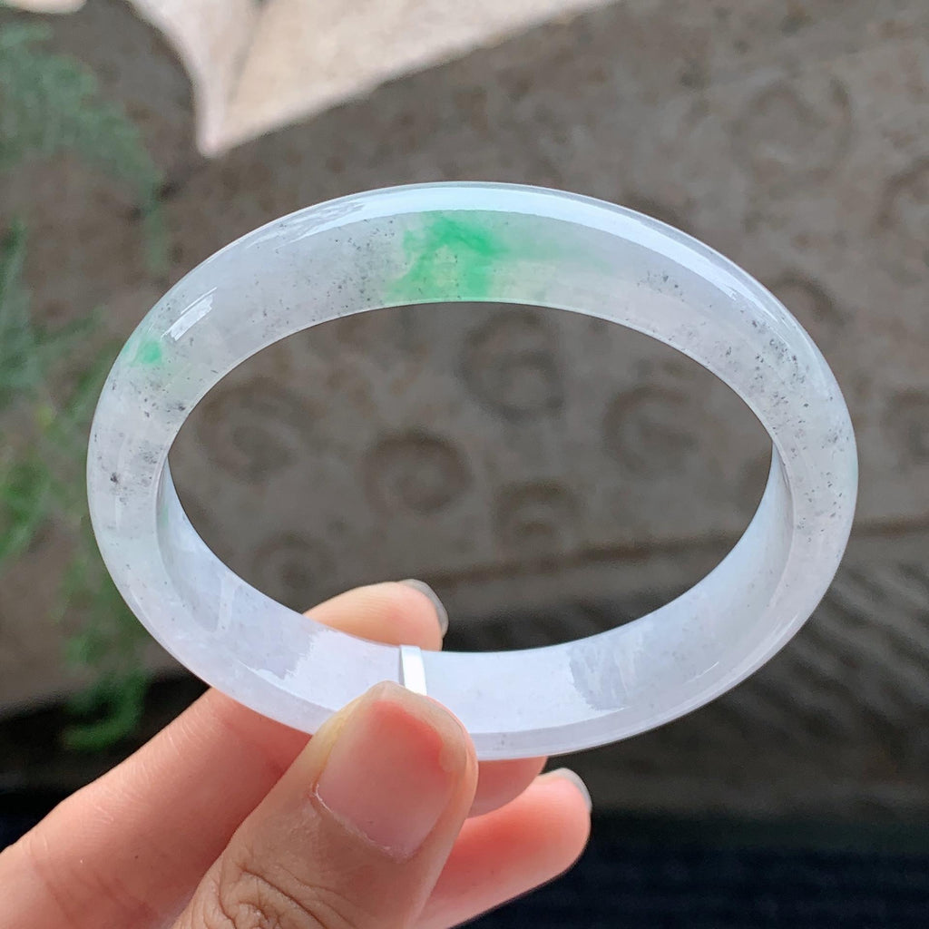 糯冰种 白底青飘乌鸡贵妃手镯 56圈 （yc696339）
