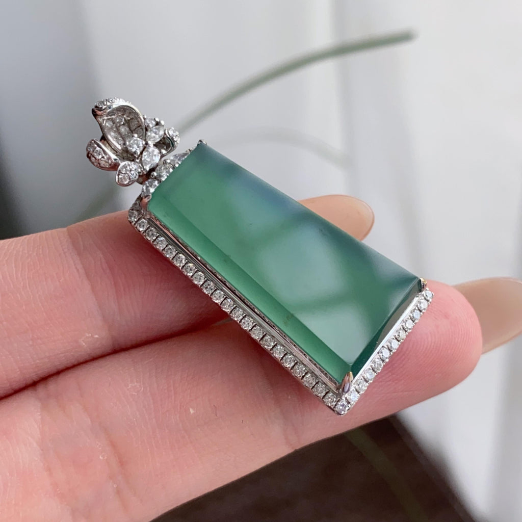 18k金钻镶冰种湖水绿无事牌吊坠（yc250216）