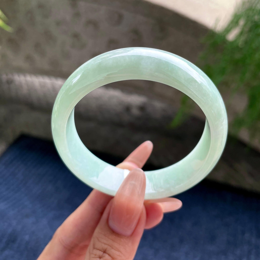 小圈口果绿色贵妃 53圈口 天然缅甸A货翡翠（yc530794）