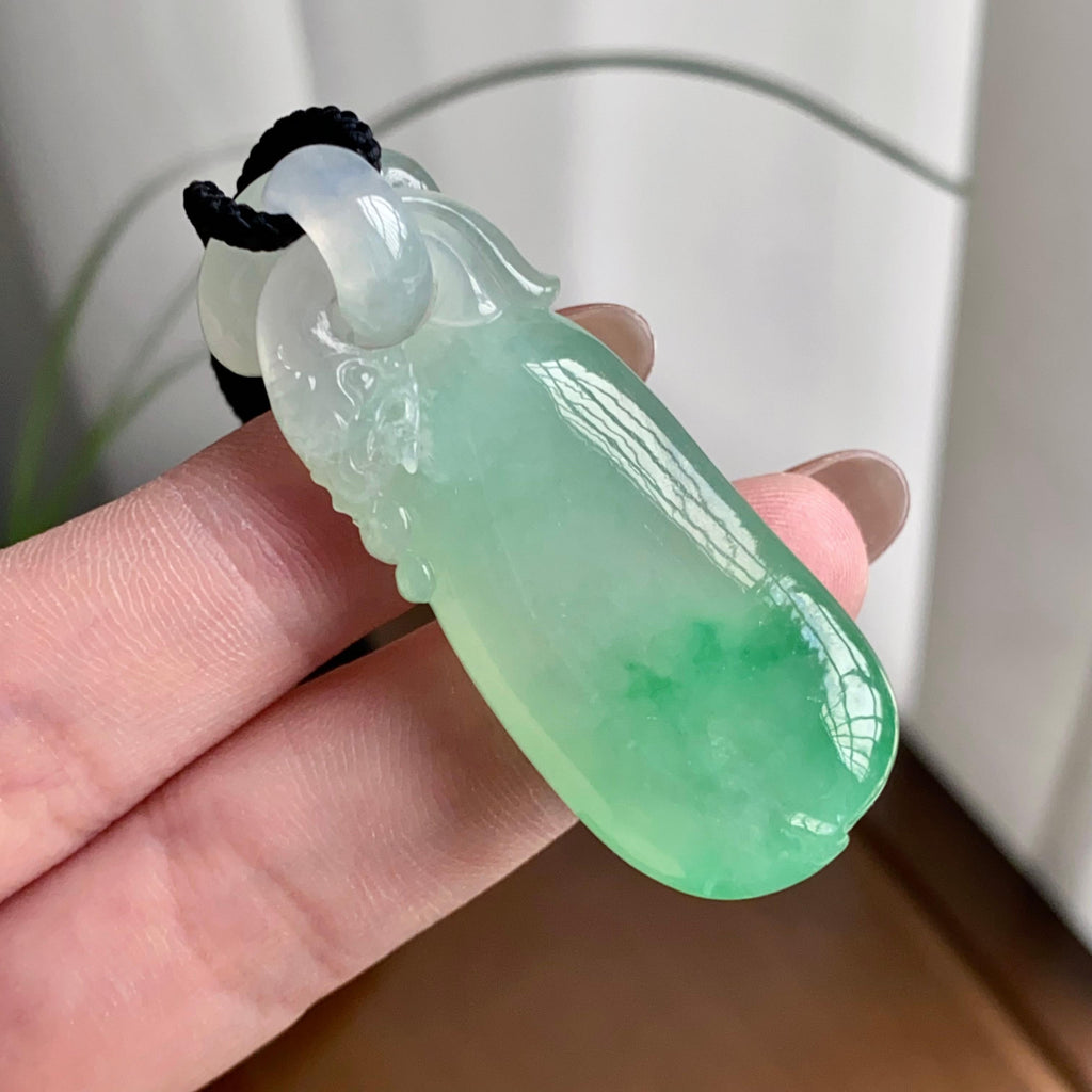 糯冰种飘花如意锁吊坠（yc260822）