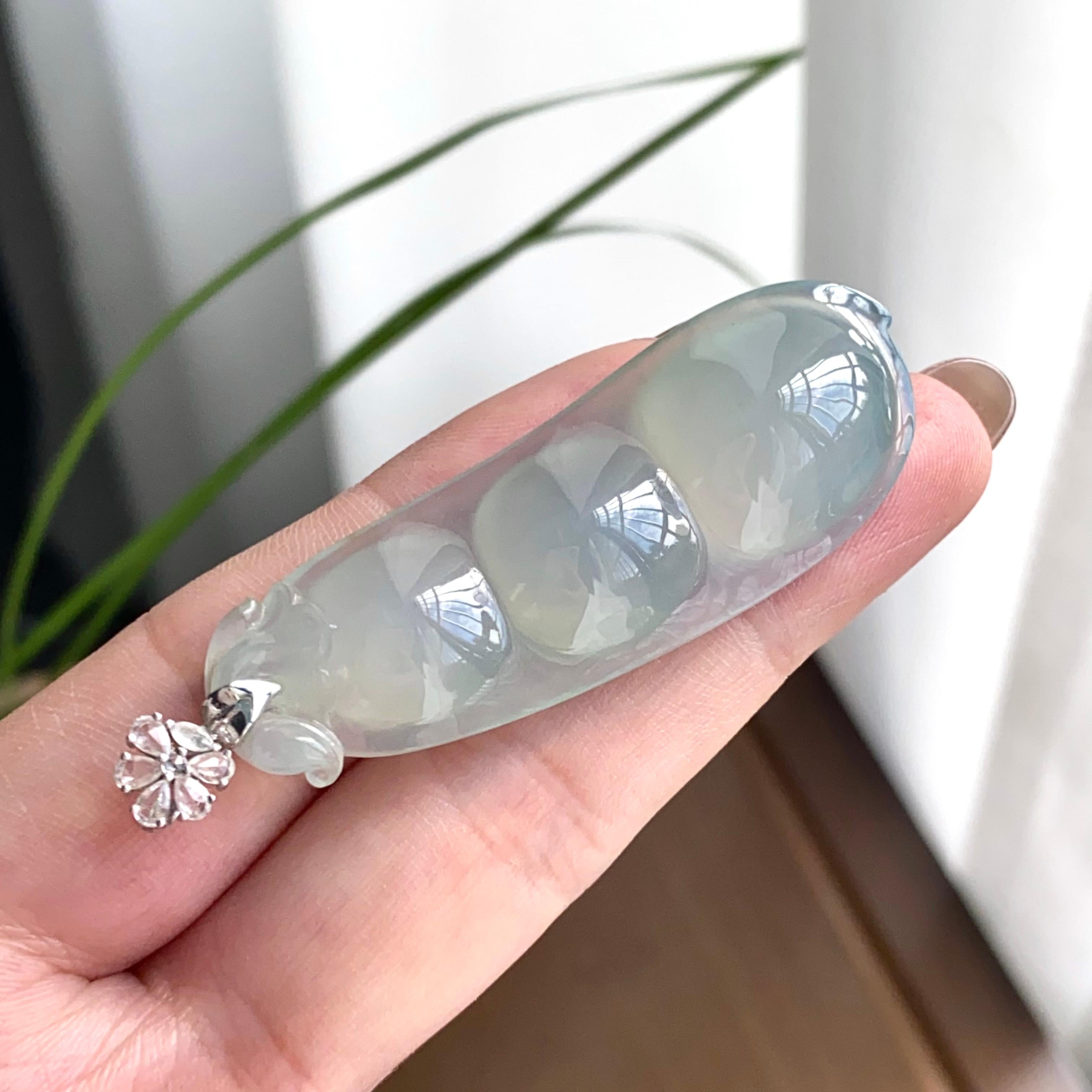 18k金钻镶糯冰种蓝底福豆吊坠（yc262743）