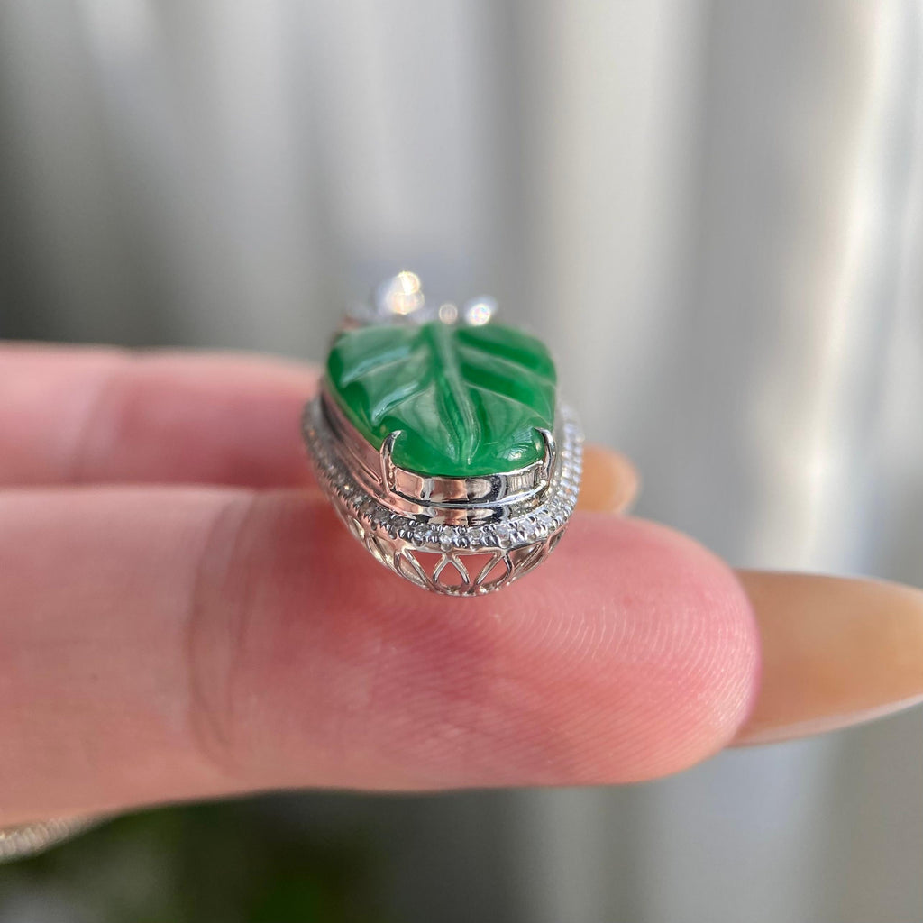 18k金钻镶糯冰种阳绿玉叶吊坠（yc216837）