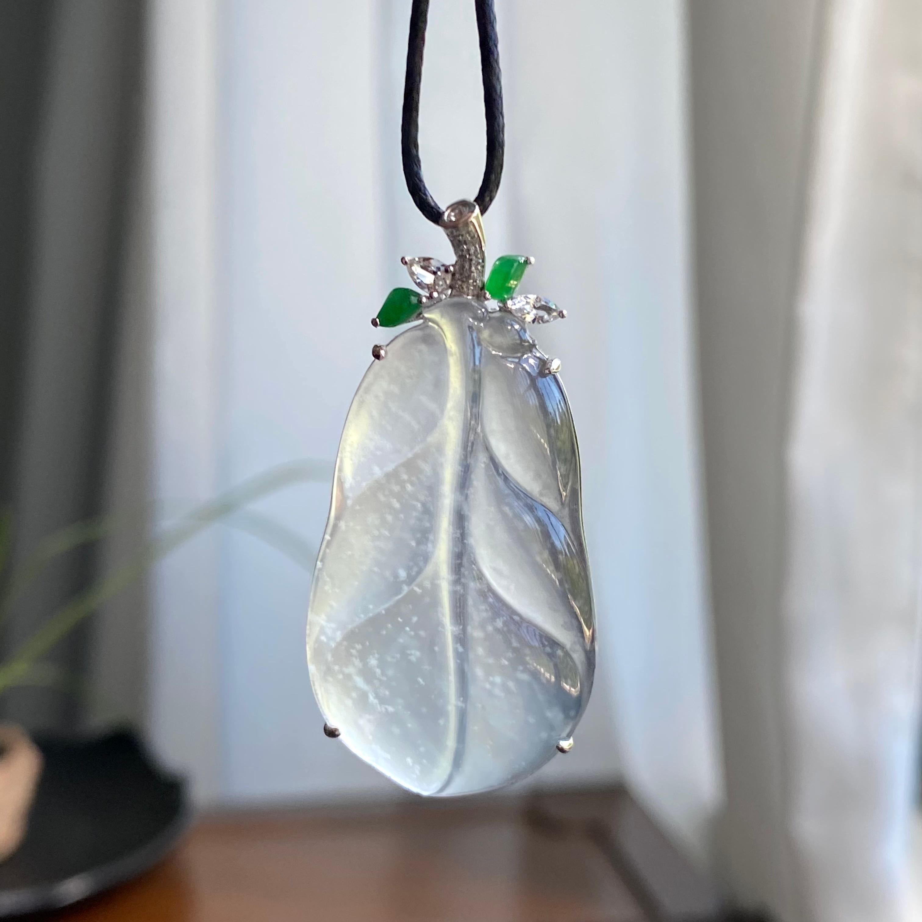 18k金钻镶高冰种雪花棉玉叶吊坠（yc266155）