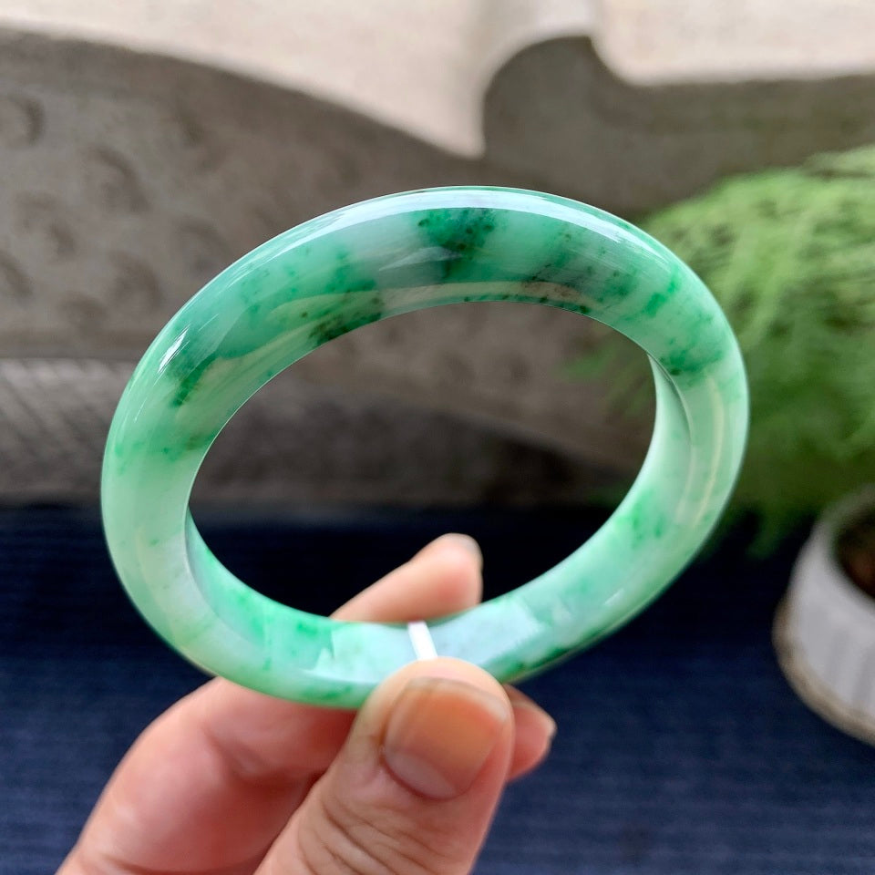 糯种飘绿花平安镯（53.8mm）（yc088380）