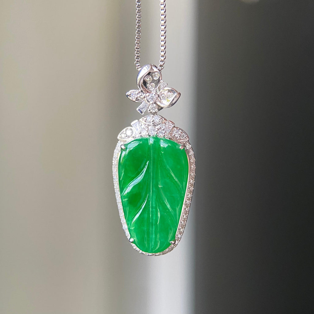 18k金钻镶糯冰种阳绿玉叶吊坠（yc216837）