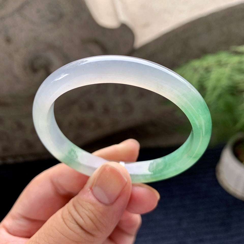 糯冰种飘花贵妃手镯（52.8mm）（yc090939）