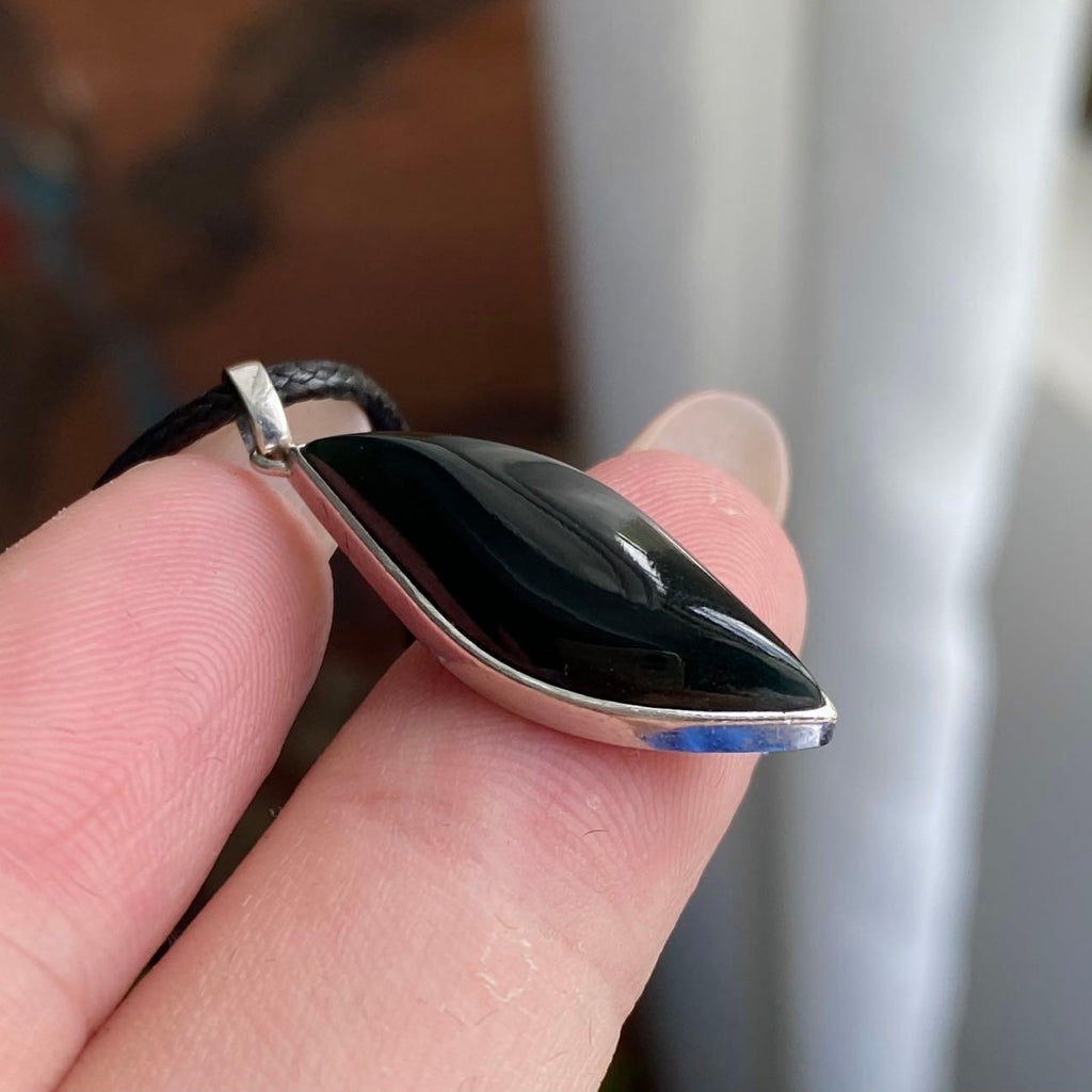 18k金镶墨翠随形吊坠（yc235112）