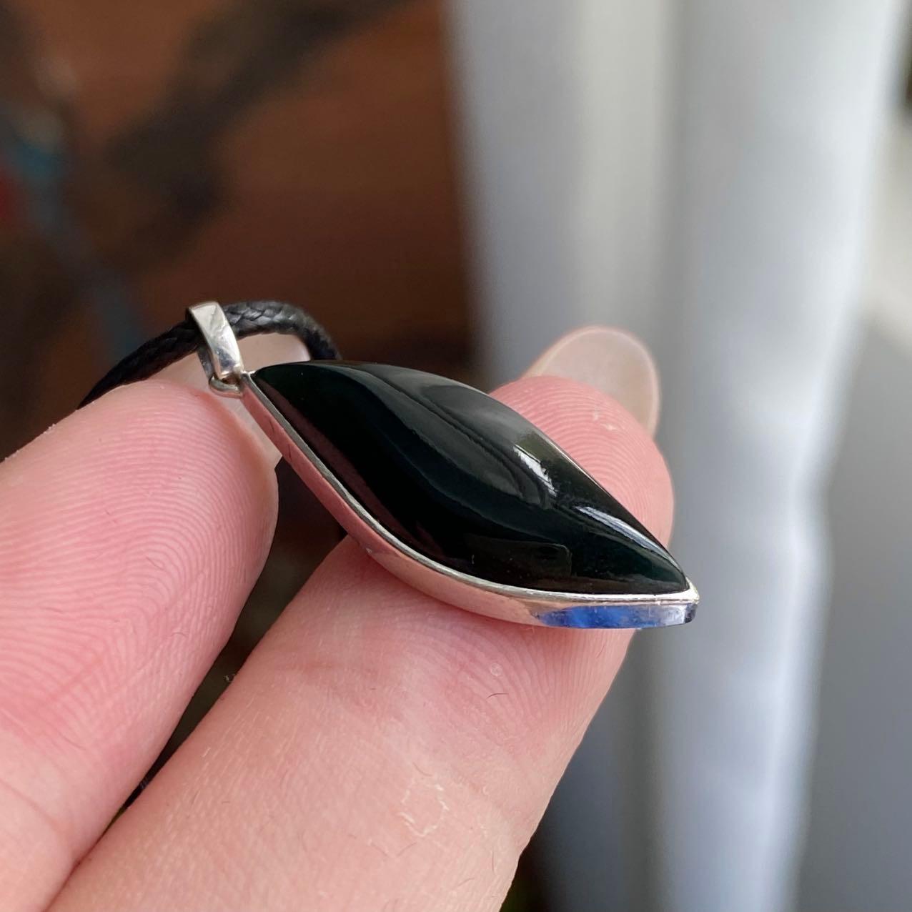 18k金镶墨翠随形吊坠（yc235112）