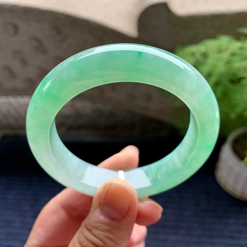 糯冰种翠绿平安镯（53.7mm）（yc093397）