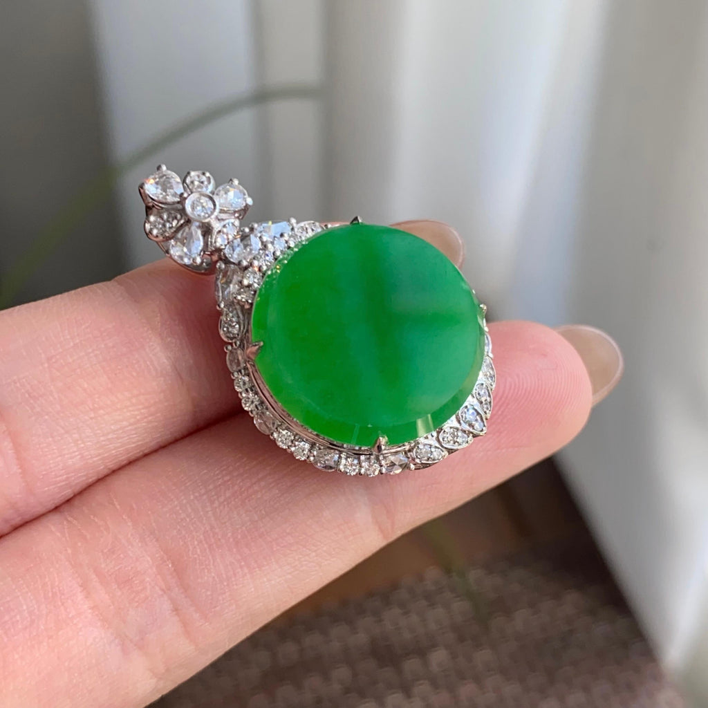 18k金钻镶冰种阳绿圆牌吊坠（yc264961）