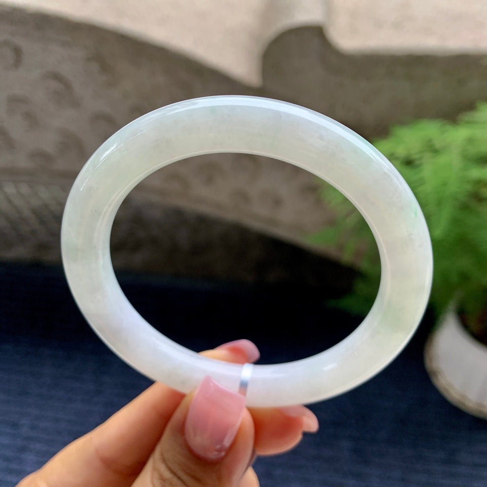 细糯种飘绿圆条手镯（56mm）（yc090095）