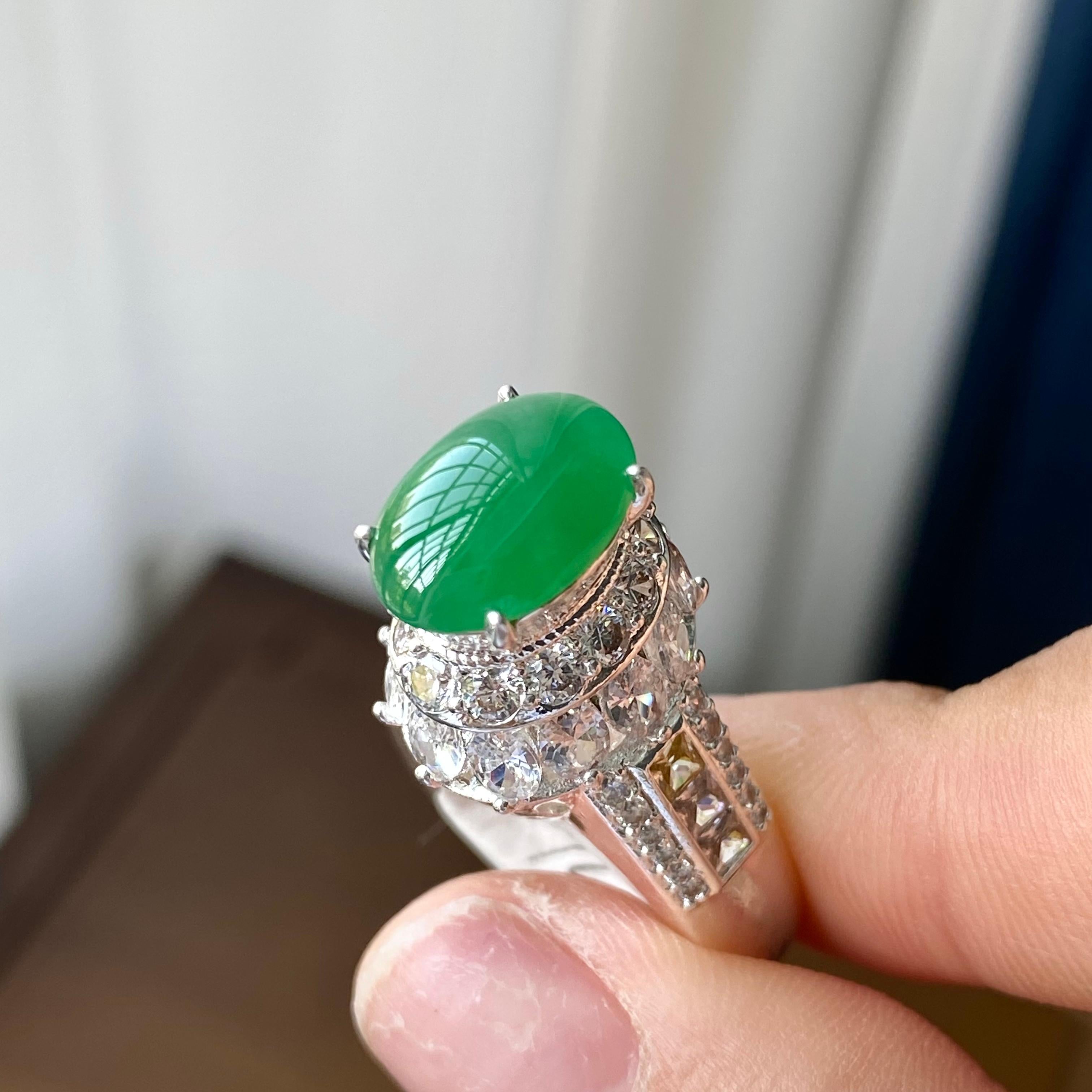 糯冰种满绿蛋面裸石（yc304216）