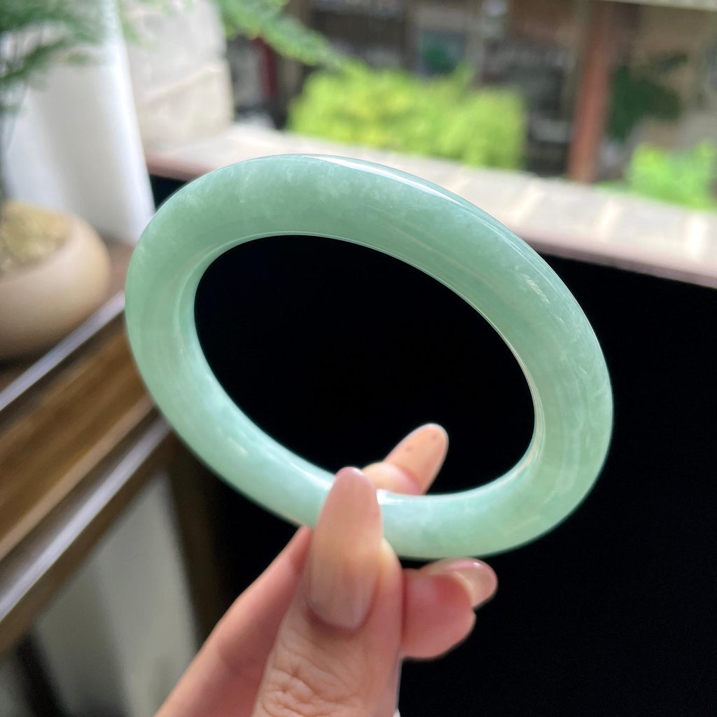 糯种满绿果绿色圆条美人条 54圈 天然缅甸A货翡翠（yc693144）