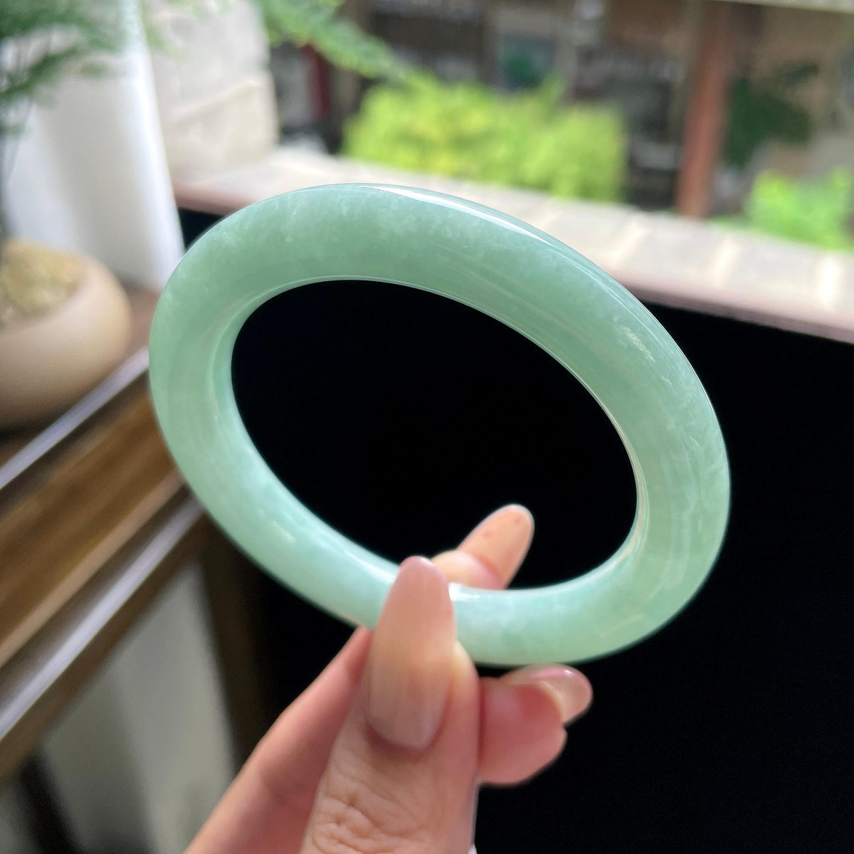 糯种满绿果绿色圆条美人条 54圈 天然缅甸A货翡翠（yc693144）