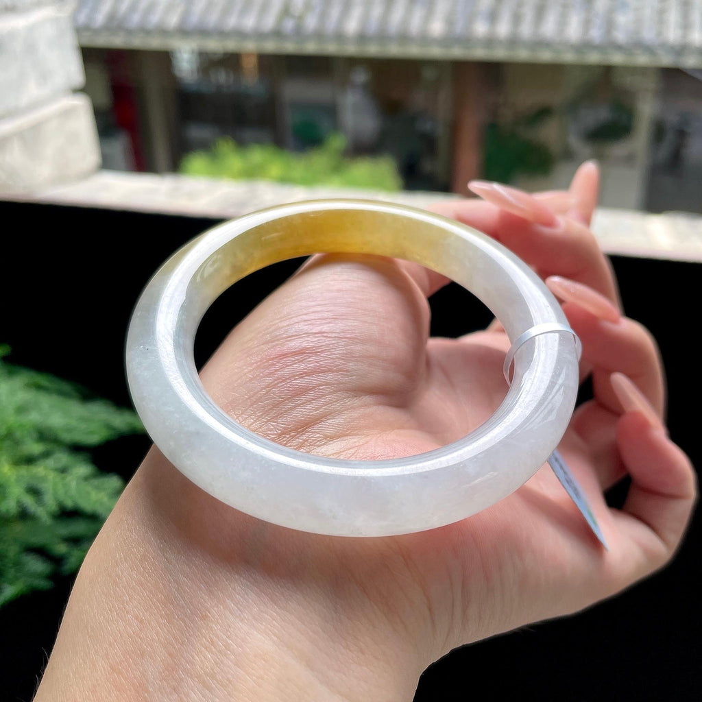 糯冰种黄翡圆条 54.5圈口 天然缅甸A货翡翠（yc527795）