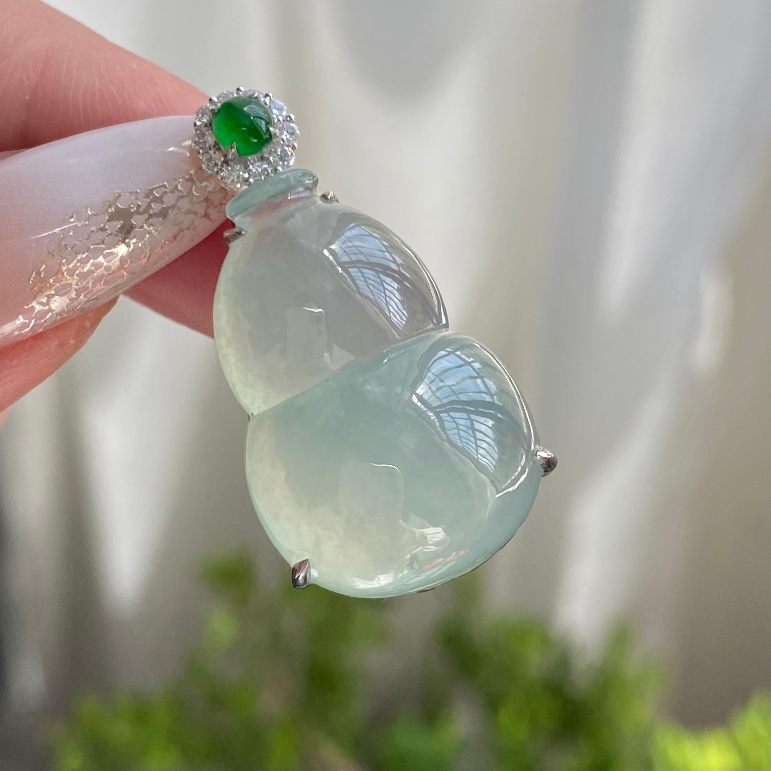 18k金钻镶冰种晴底葫芦吊坠（yc221235）