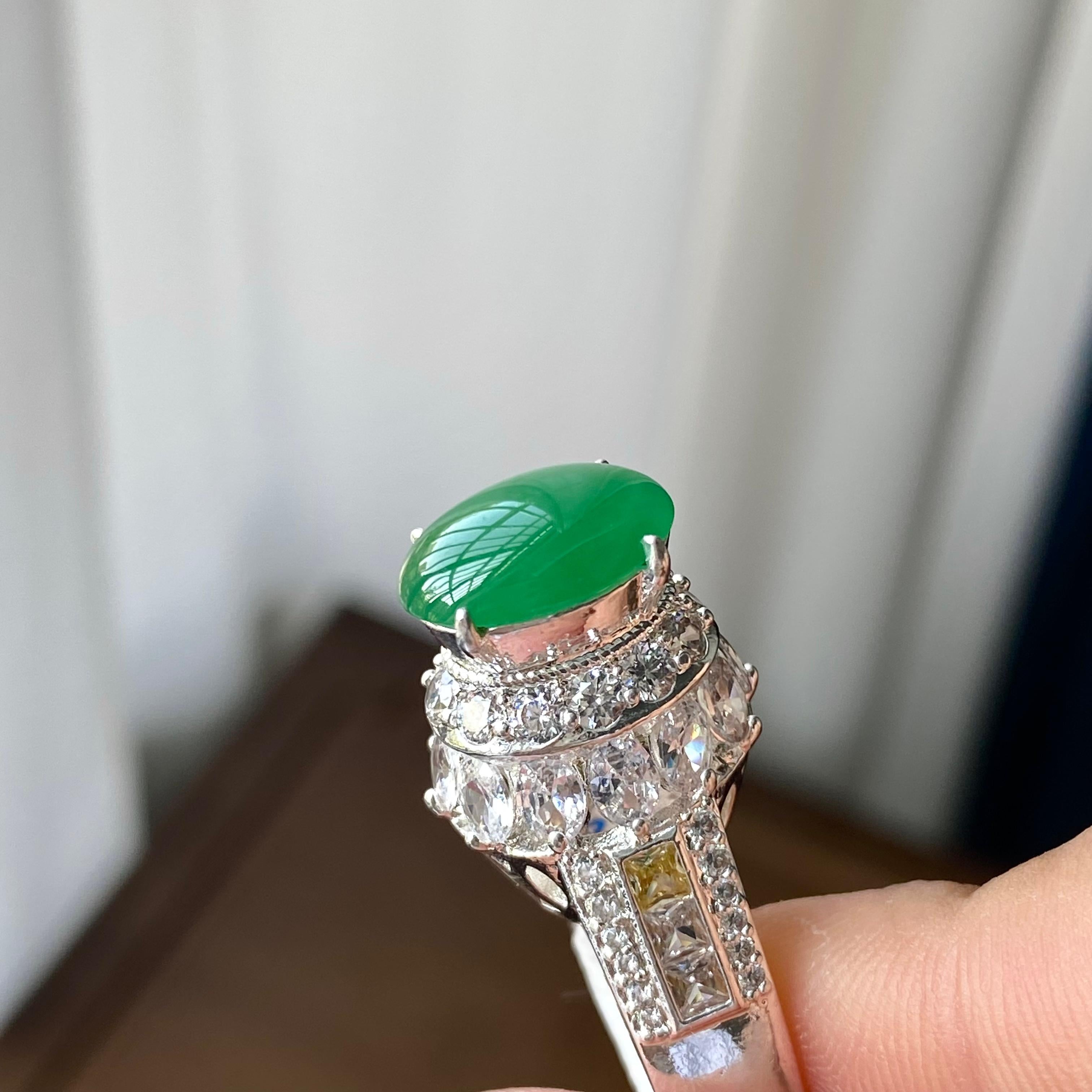 糯冰种满绿蛋面裸石（yc304216）