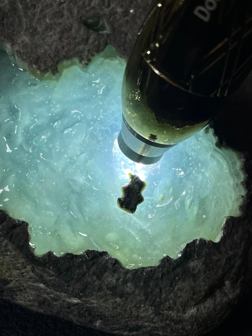 老坑莫西沙冰种雪花棉开窗料（yc336475）