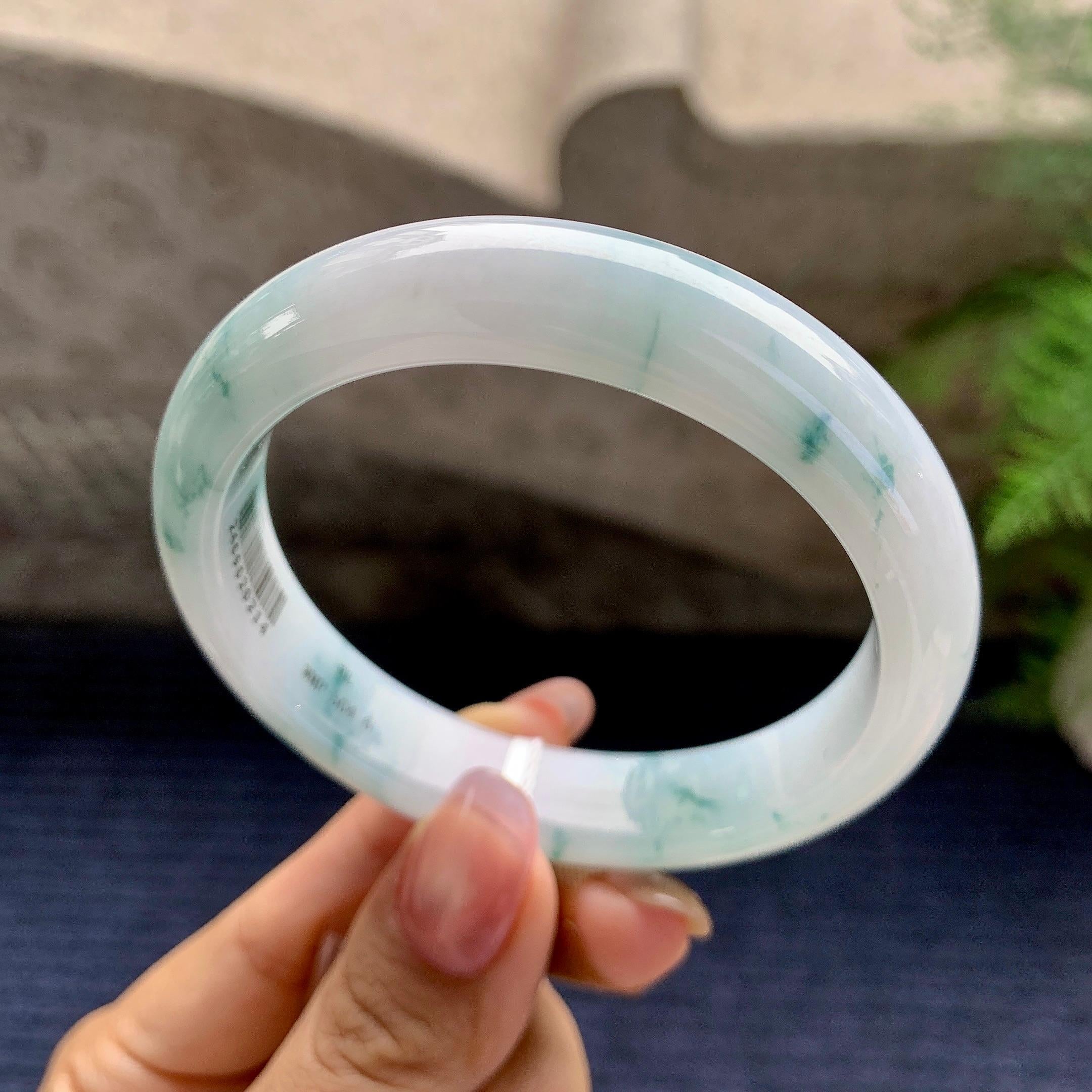 细糯种飘花平安镯（55.7mm）（yc280876）