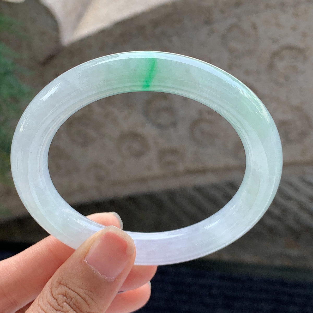 细糯种 白底青圆条手镯 56.5圈 天然缅甸A货翡翠（yc699550）