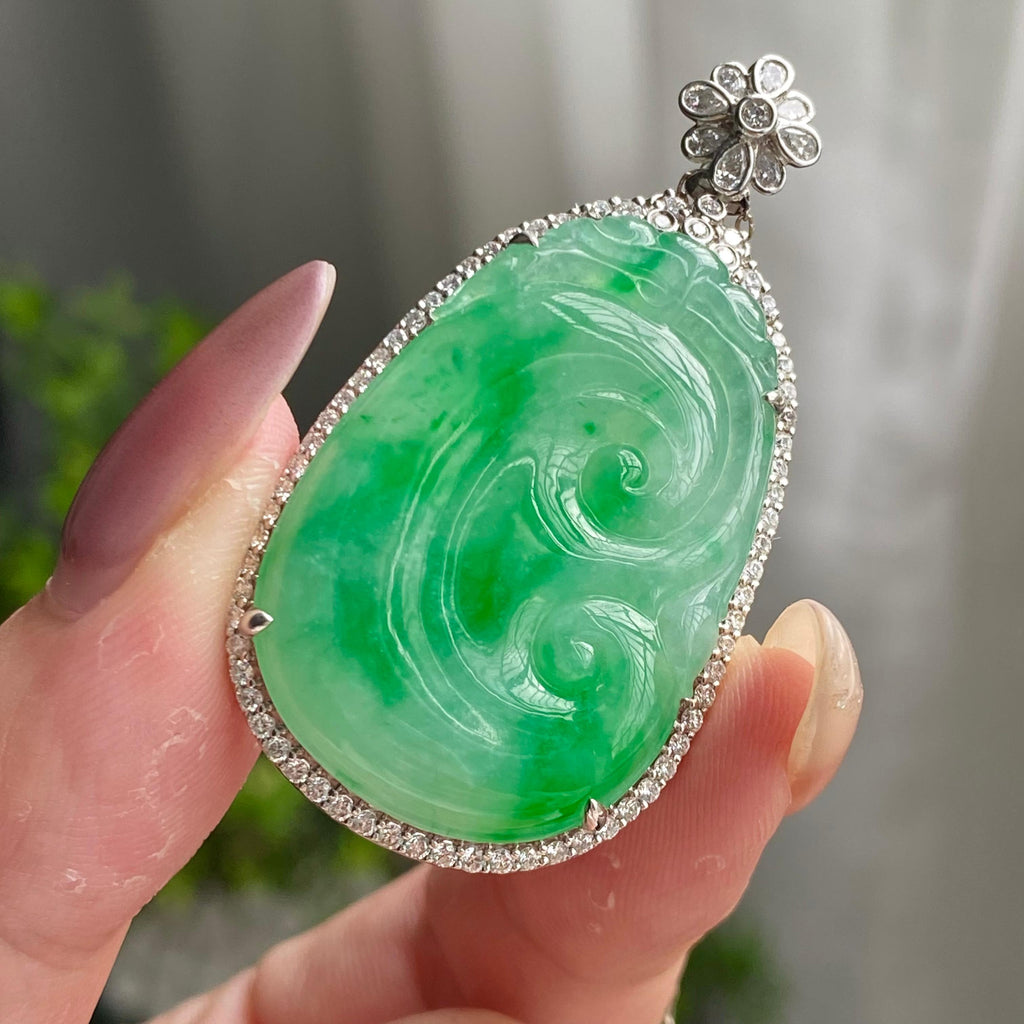 18k金钻镶糯冰种飘阳绿花如意吊坠（yc201235）