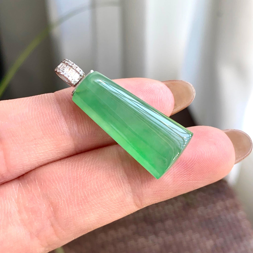 18k金钻镶冰种满绿无事牌吊坠（yc264958）