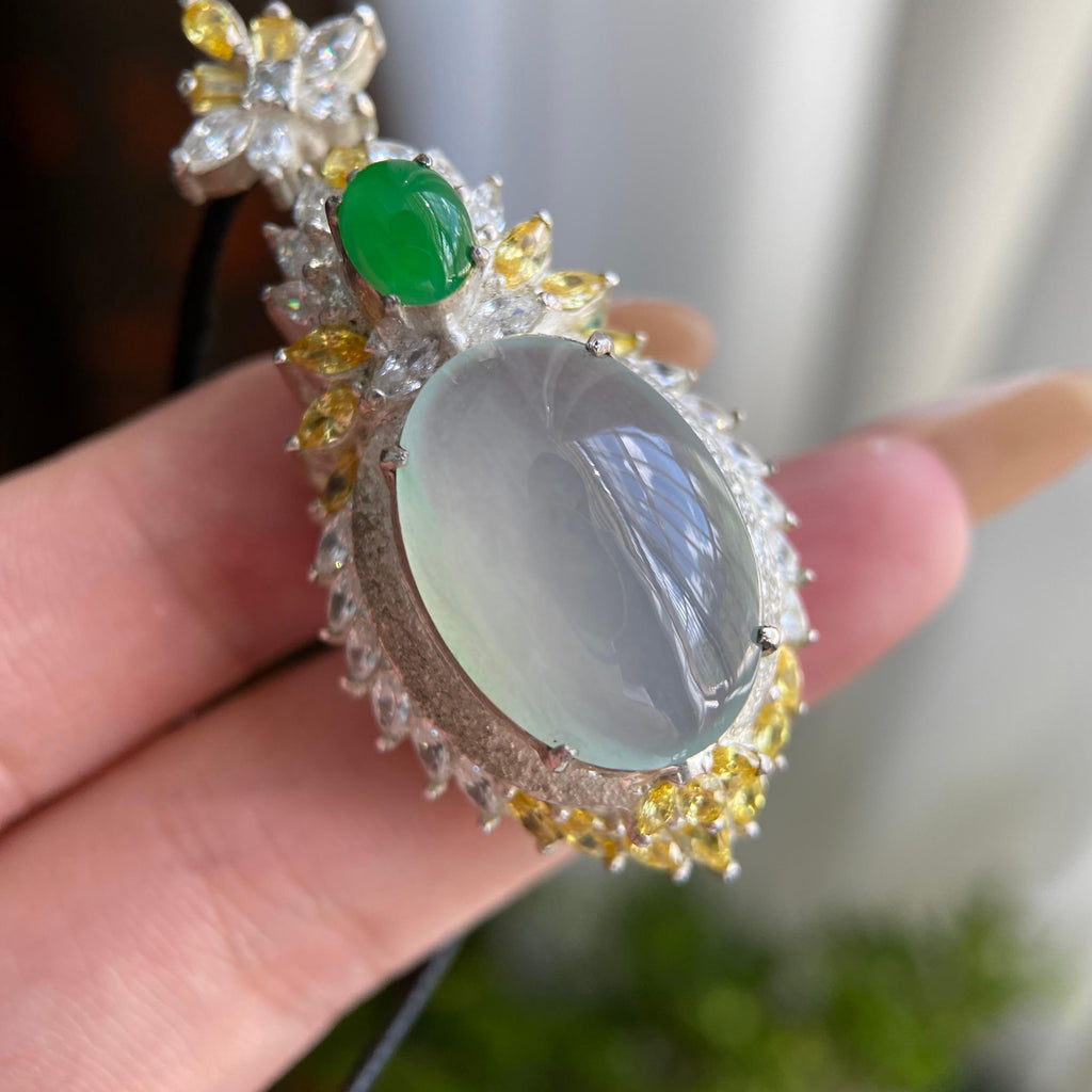 冰种晴底鸽子蛋吊坠裸石（yc225949）