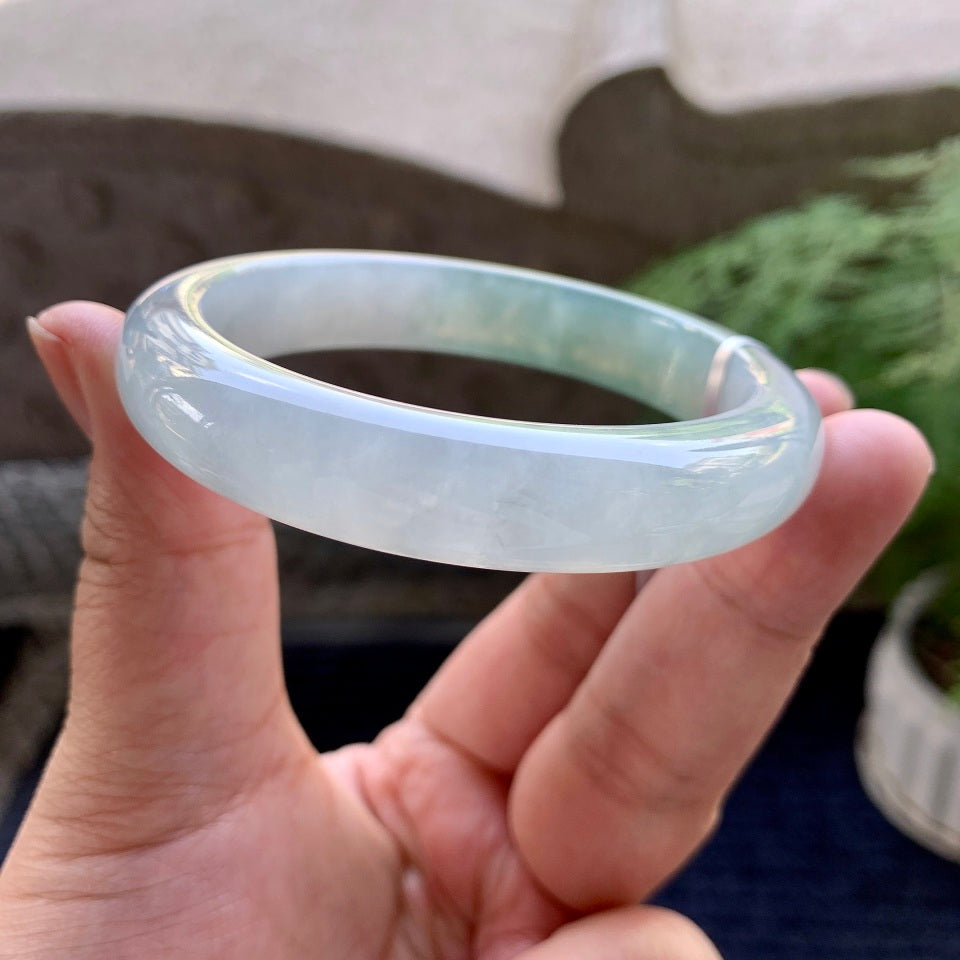 糯冰种淡晴底平安镯（57mm）（yc098535）