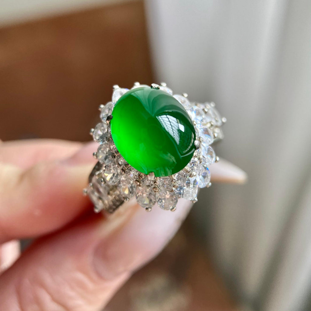 冰玻种帝王绿蛋面裸石（yc223611）