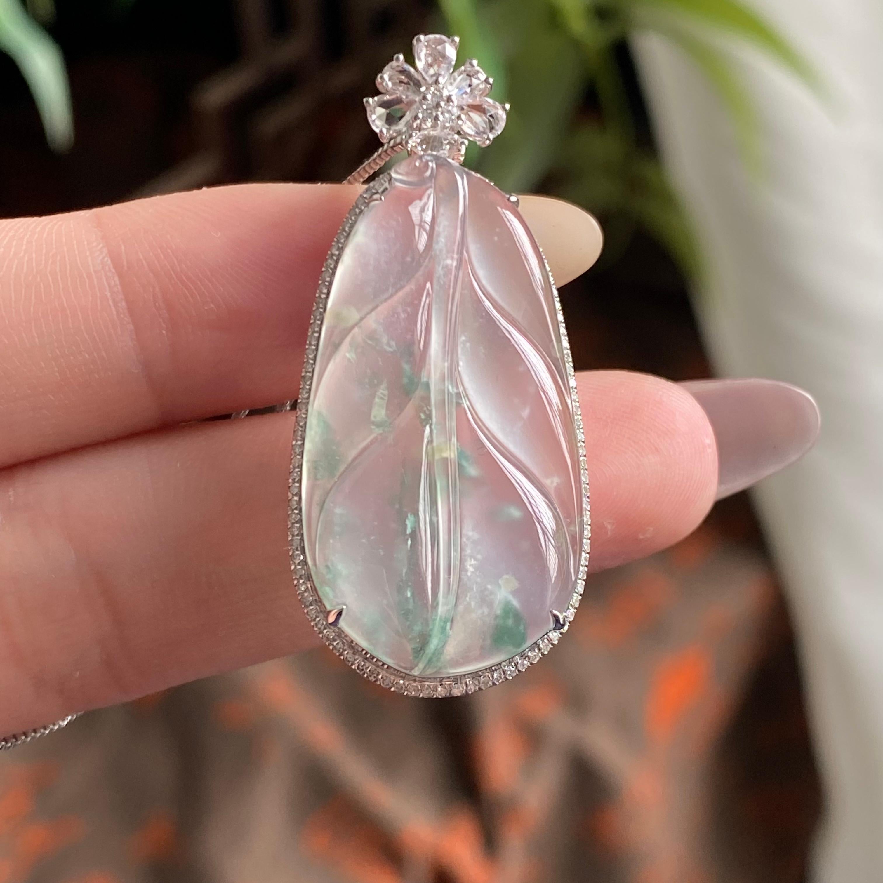 18k金钻镶冰玻种飘花玉叶吊坠（yc195102）