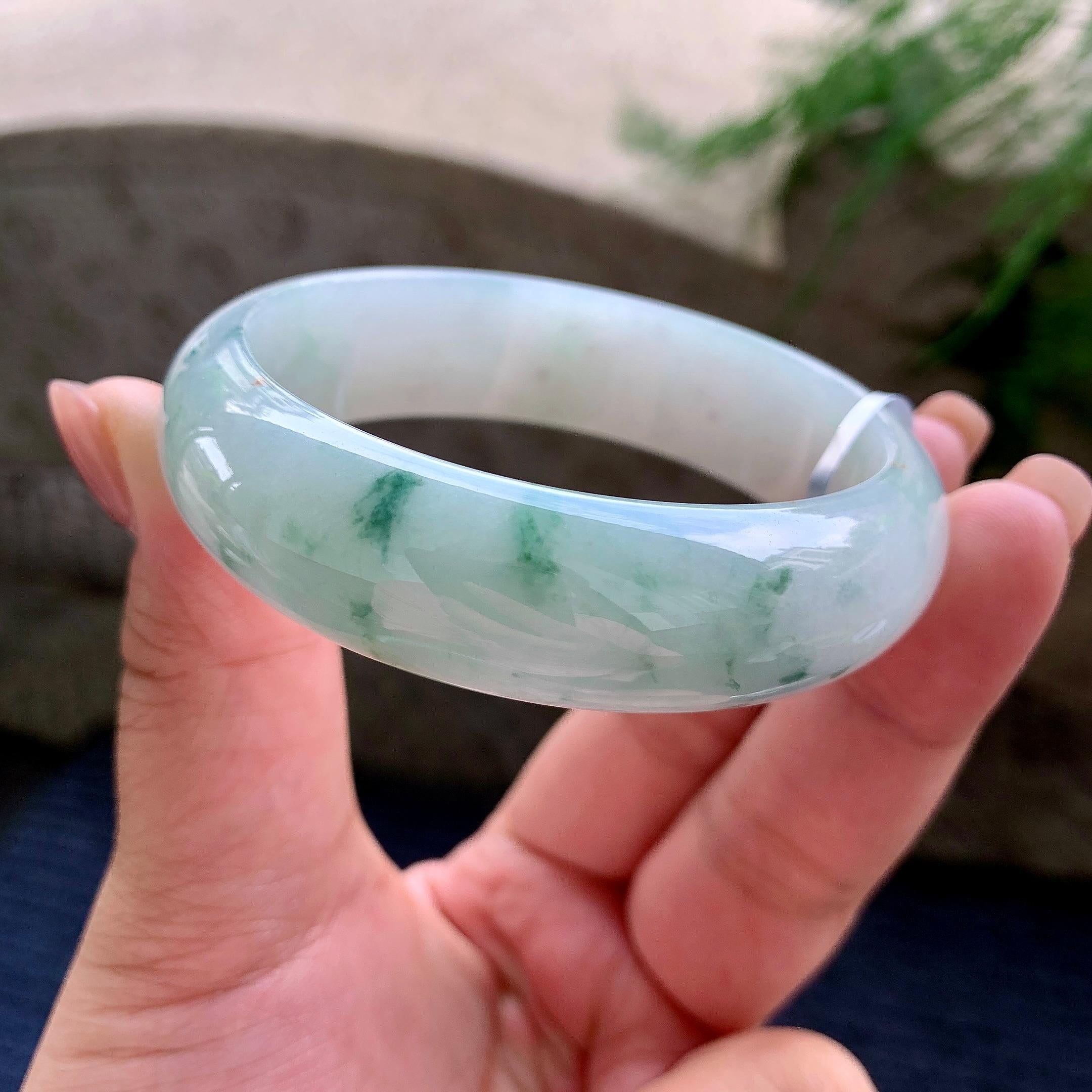 大圈口 细糯种飘绿花洒金宽版轮胎手镯 58.3圈口 天然缅甸A货翡翠（yc496412）