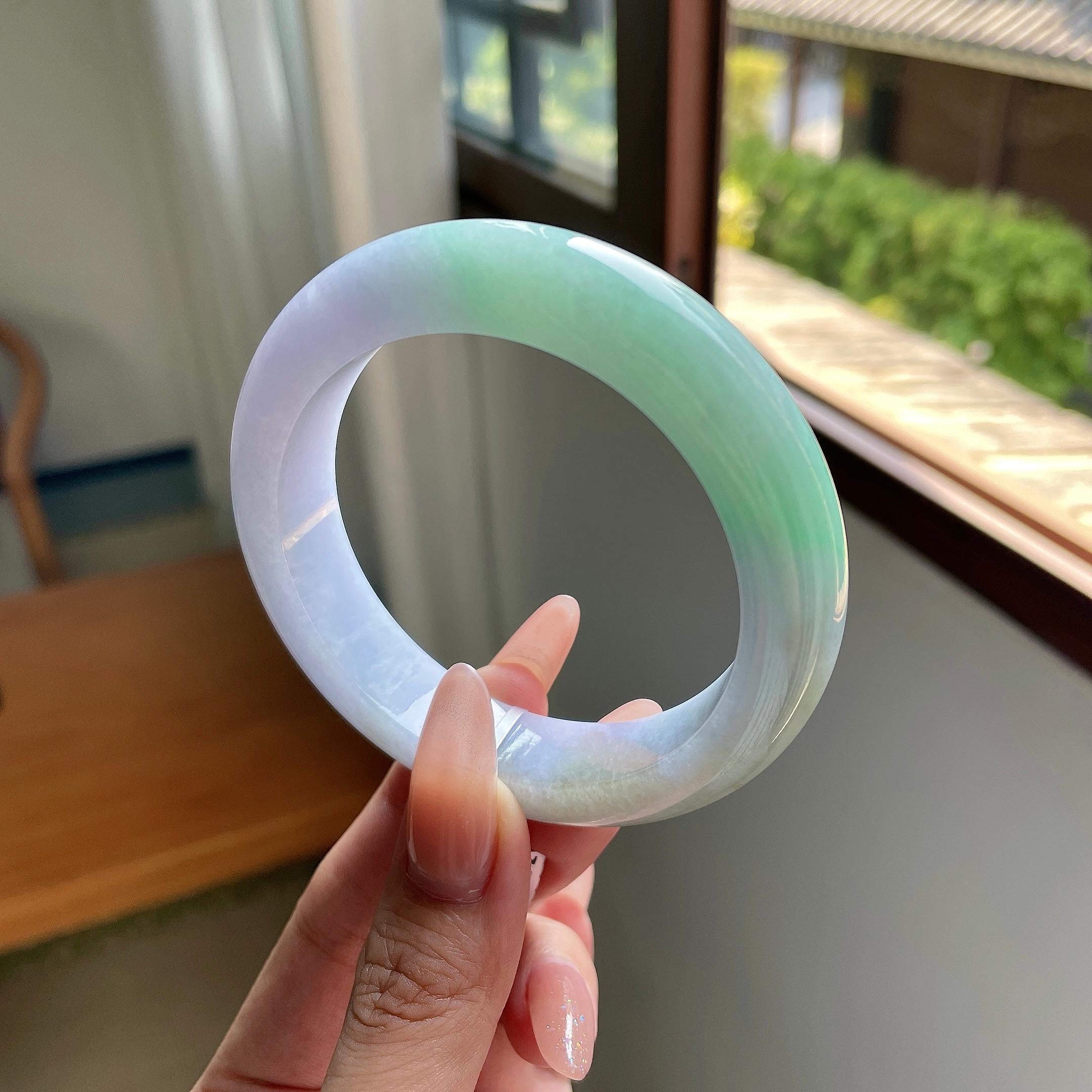 大圈口 细糯种春彩正圈平安镯 58.3圈口 天然缅甸翡翠A货翡翠（yc508703）