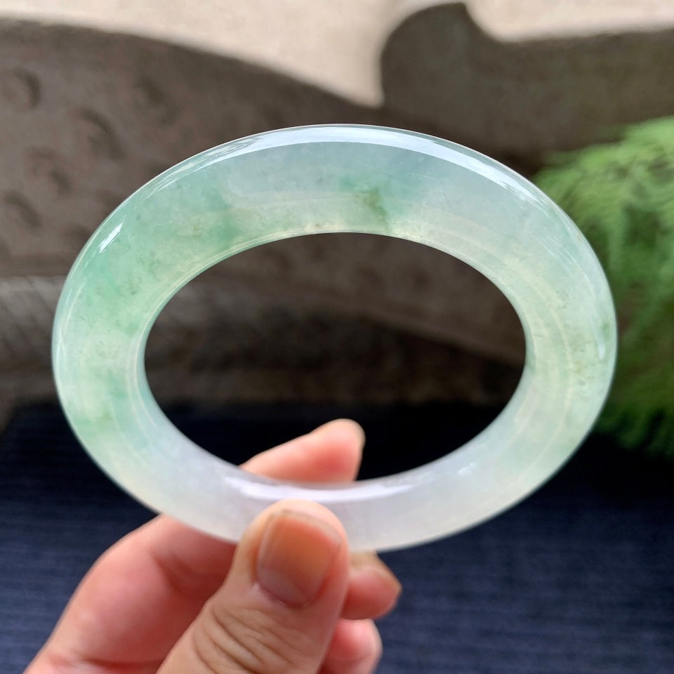 糯冰种飘花圆条手镯（56mm）（yc100705）