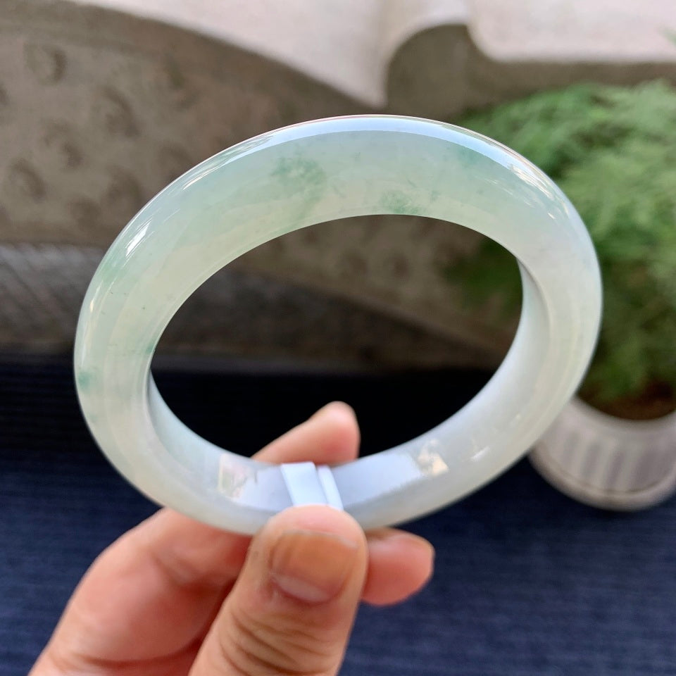 糯冰种飘蓝花平安镯（57mm）（yc079297）