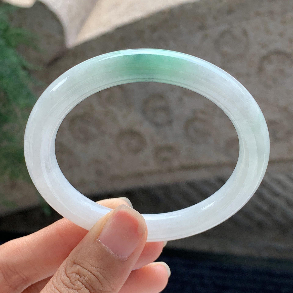 细糯种 白底青圆条手镯 53.5圈 天然缅甸A货翡翠（yc699549）
