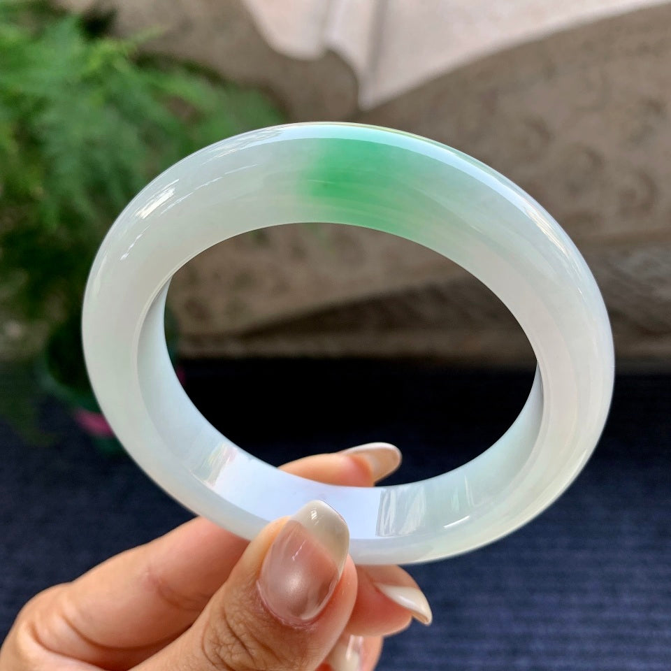 糯冰种飘绿花平安镯（56.5mm）（yc079307）