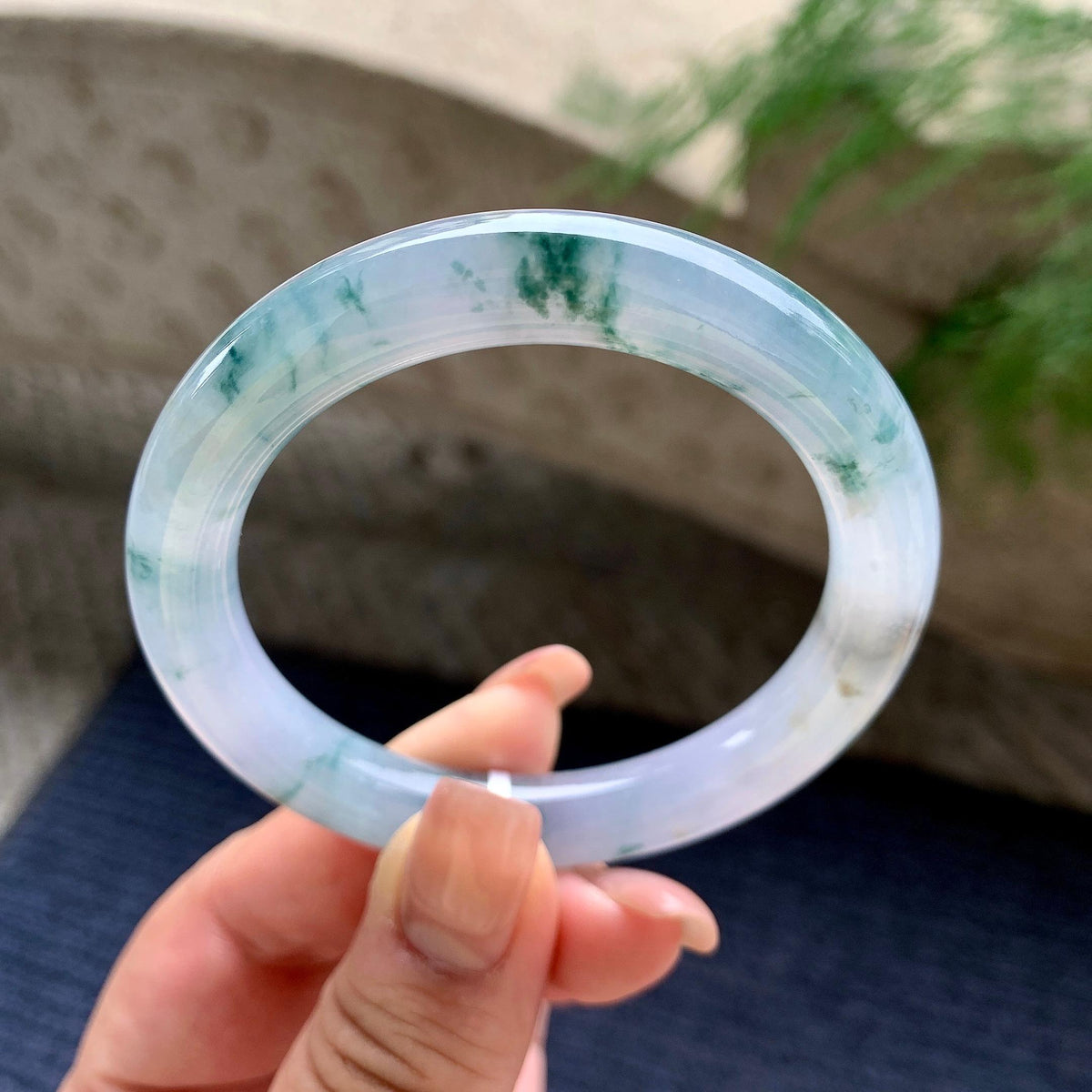 糯冰种紫罗兰飘蓝花圆条手镯 52.5圈口 天然缅甸A货翡翠（yc701199）