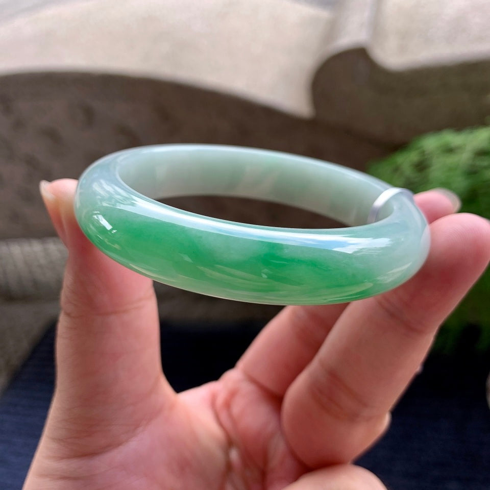 细糯种飘绿平安镯（56mm）（yc107282）