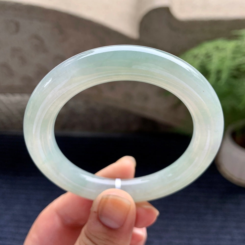细糯种淡晴底圆条手镯（52.6mm）（yc088752）
