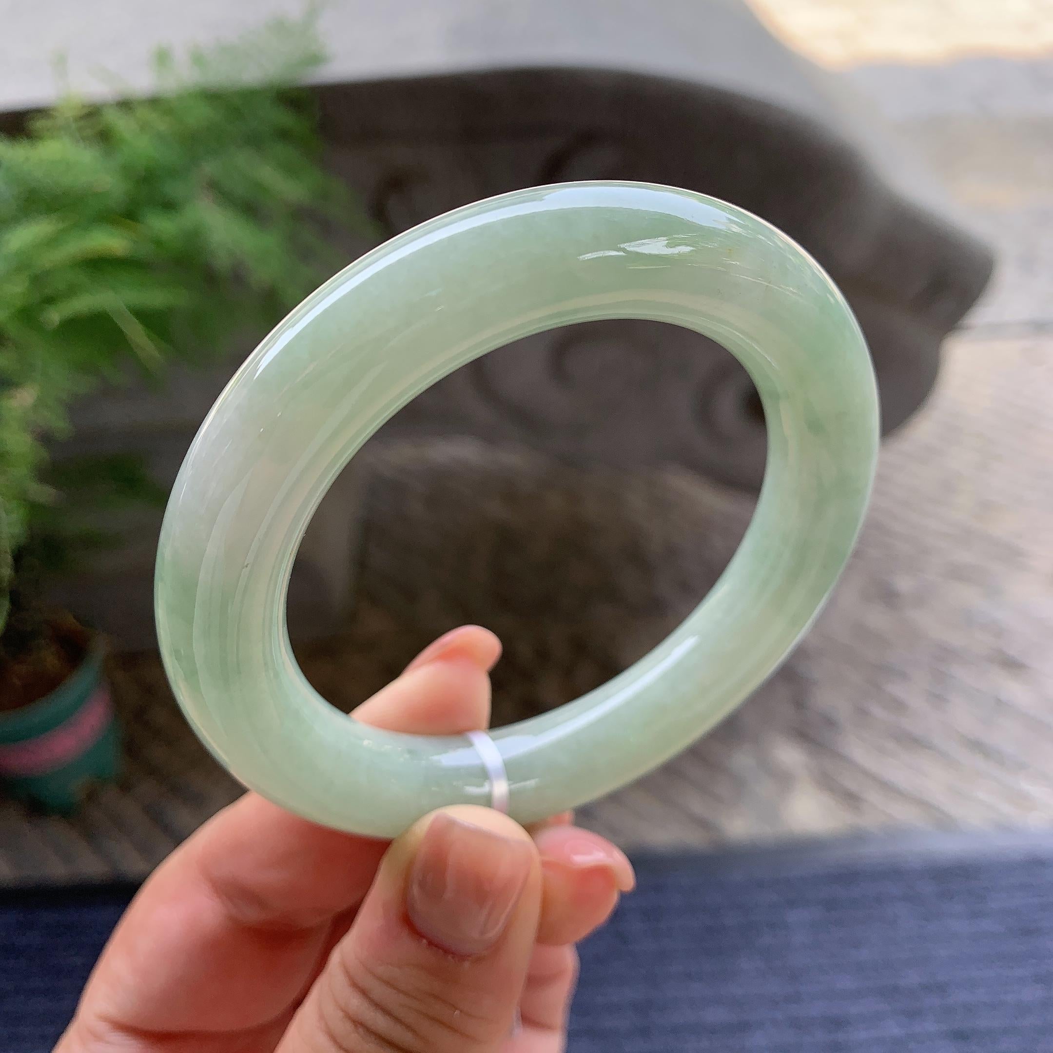糯种晴底圆条手镯 54.3圈口 天然缅甸A货翡翠（yc499783）