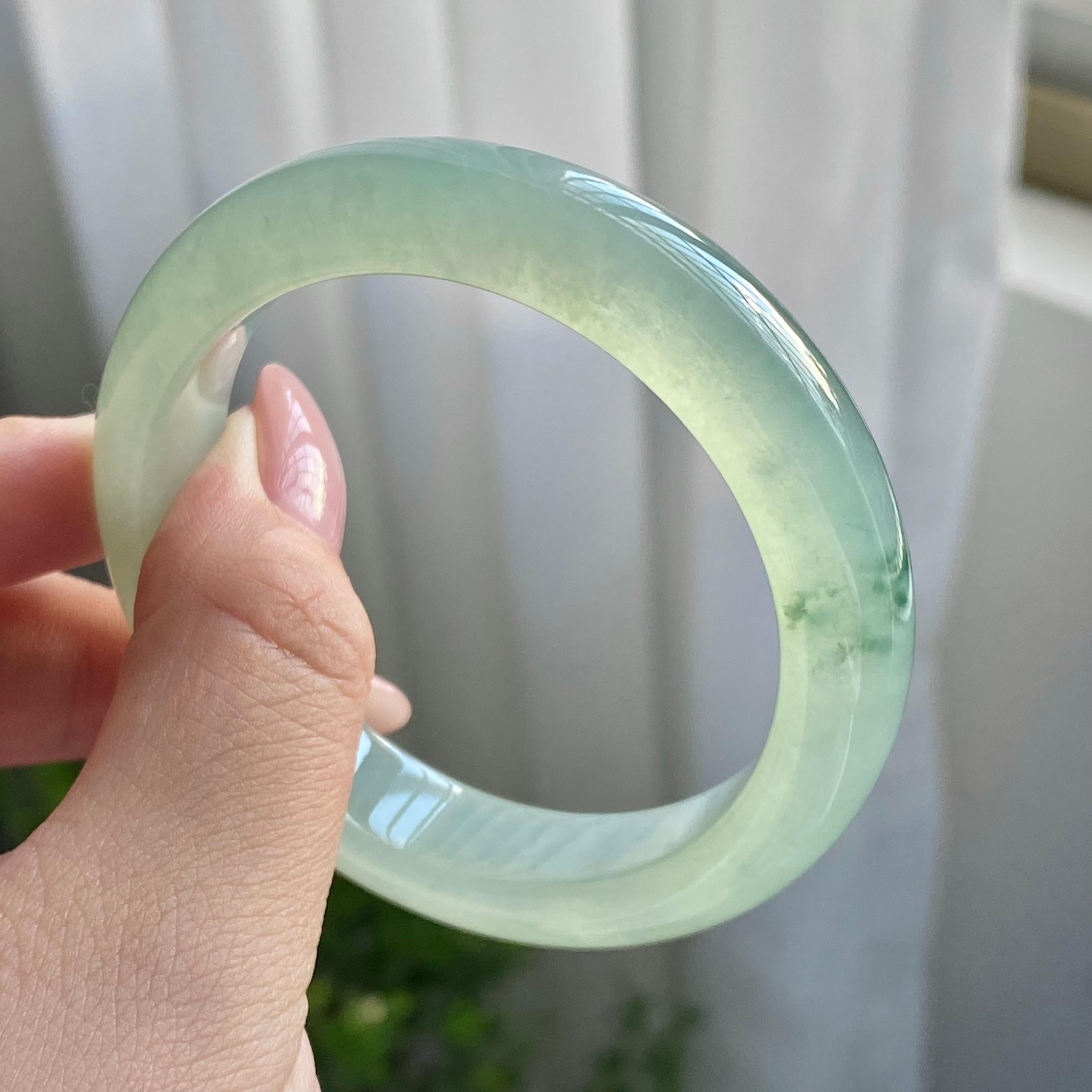 冰种晴底飘花平安镯（53圈）（yc228617）