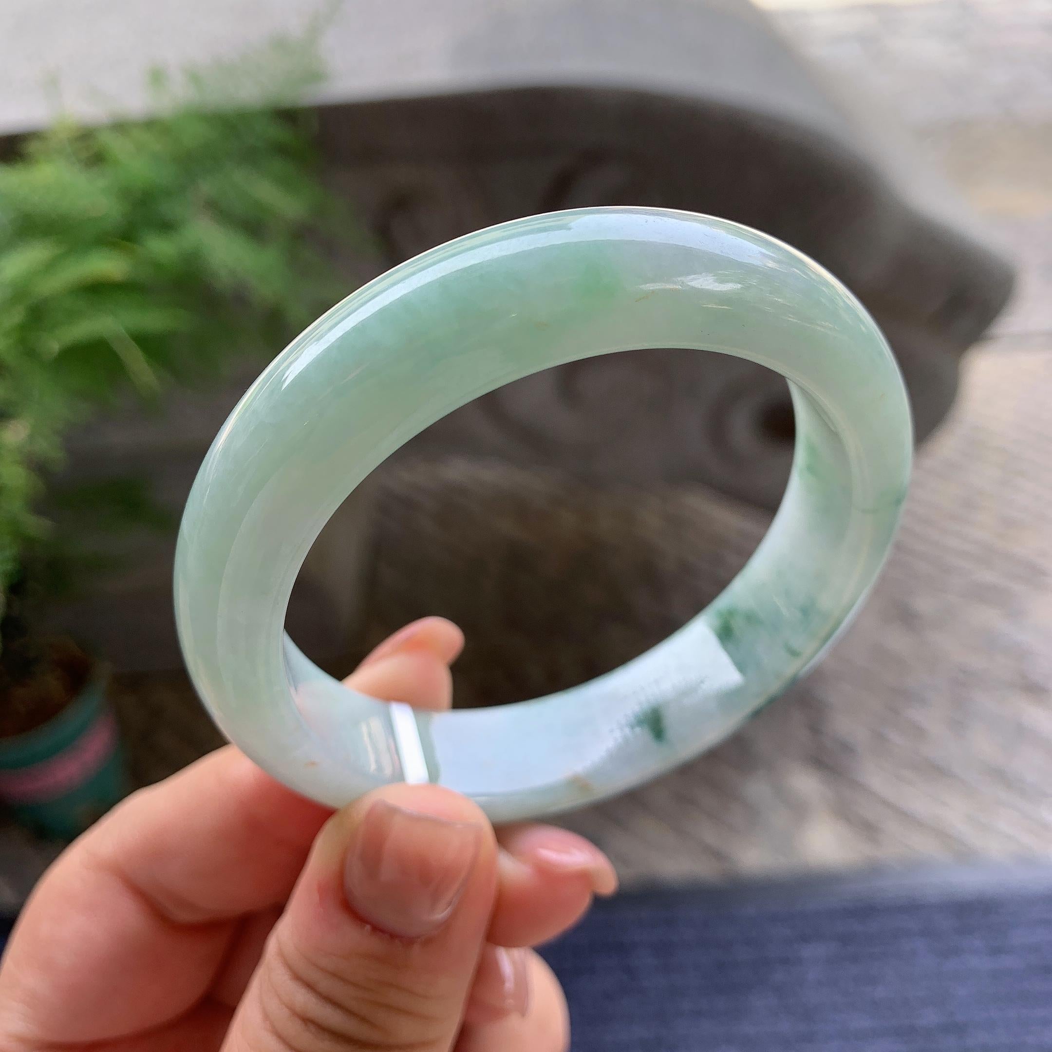 细糯种飘蓝花洒金正圈平安镯 54.4圈口 天然缅甸A货翡翠（yc499792）
