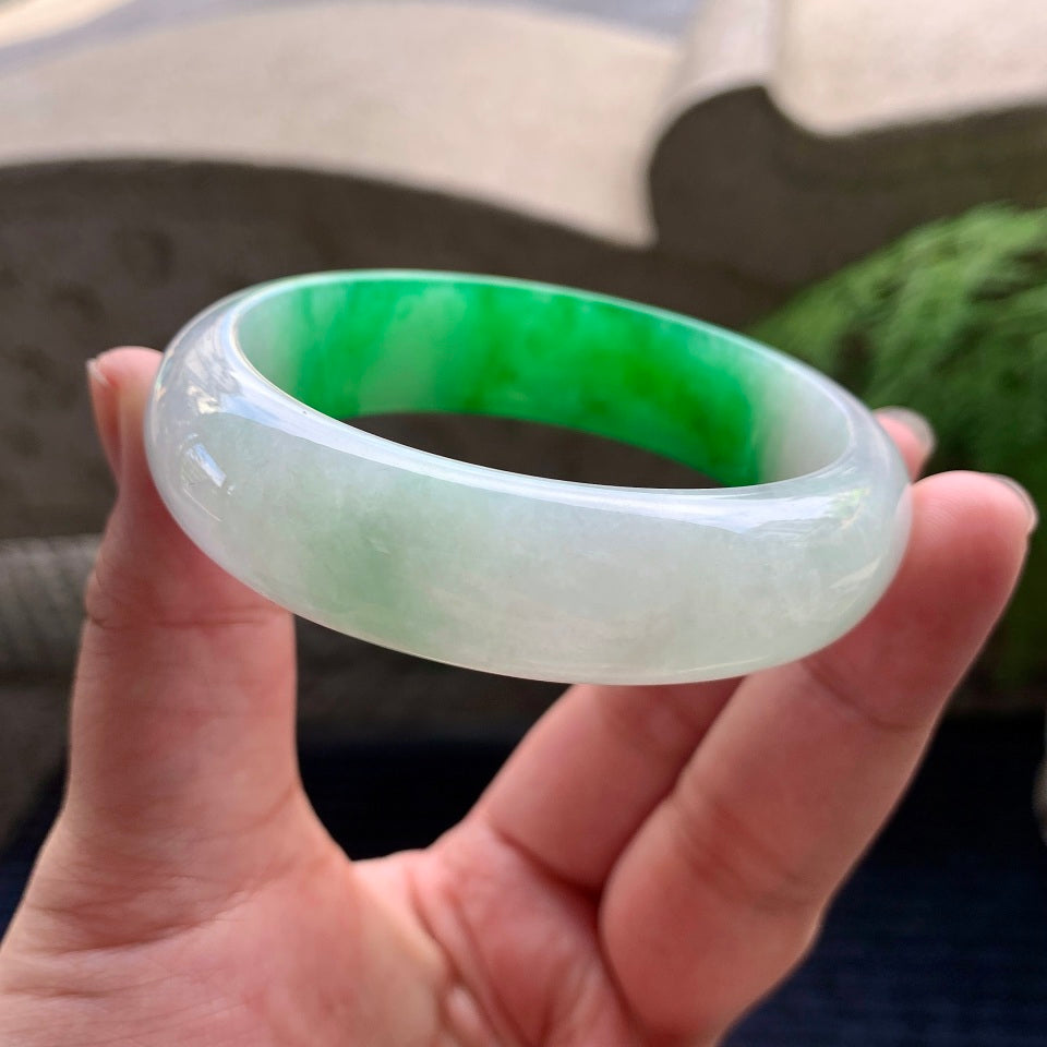 细糯种阳绿宽版轮胎手镯（58mm）（yc116052）